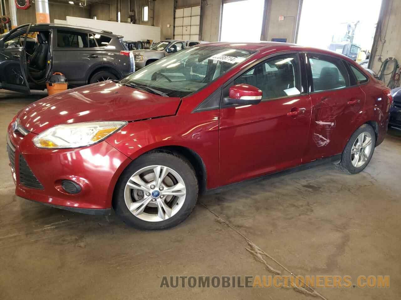 1FADP3F2XDL271102 FORD FOCUS 2013