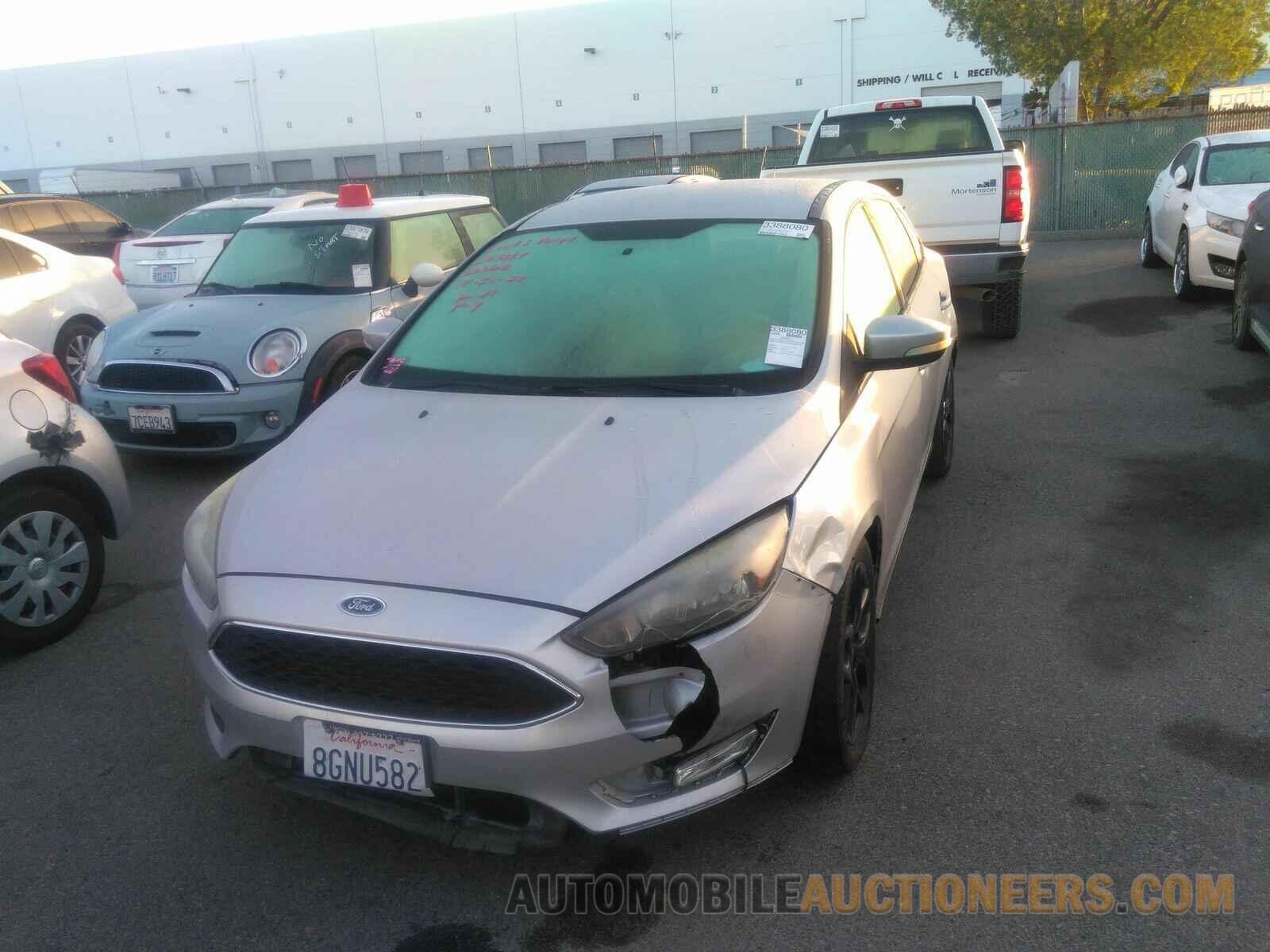 1FADP3F2XGL263019 Ford Focus 2016