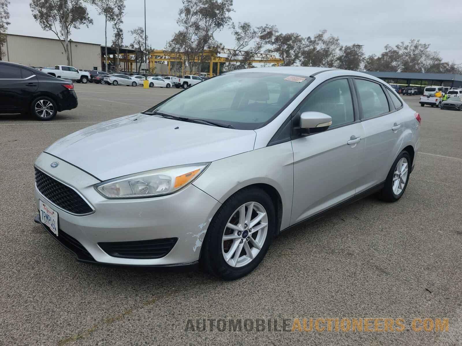 1FADP3F2XGL276353 Ford Focus SE 2016