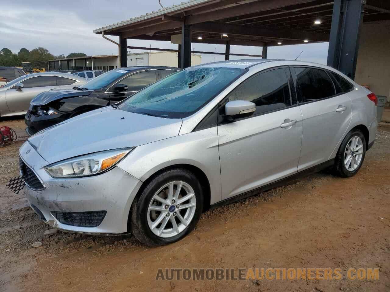 1FADP3F2XHL338058 FORD FOCUS 2017