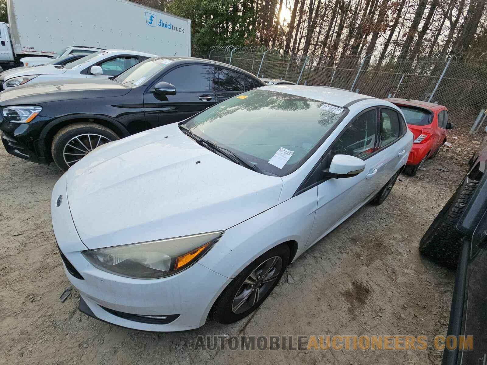 1FADP3FE0HL305905 Ford Focus SE 2017