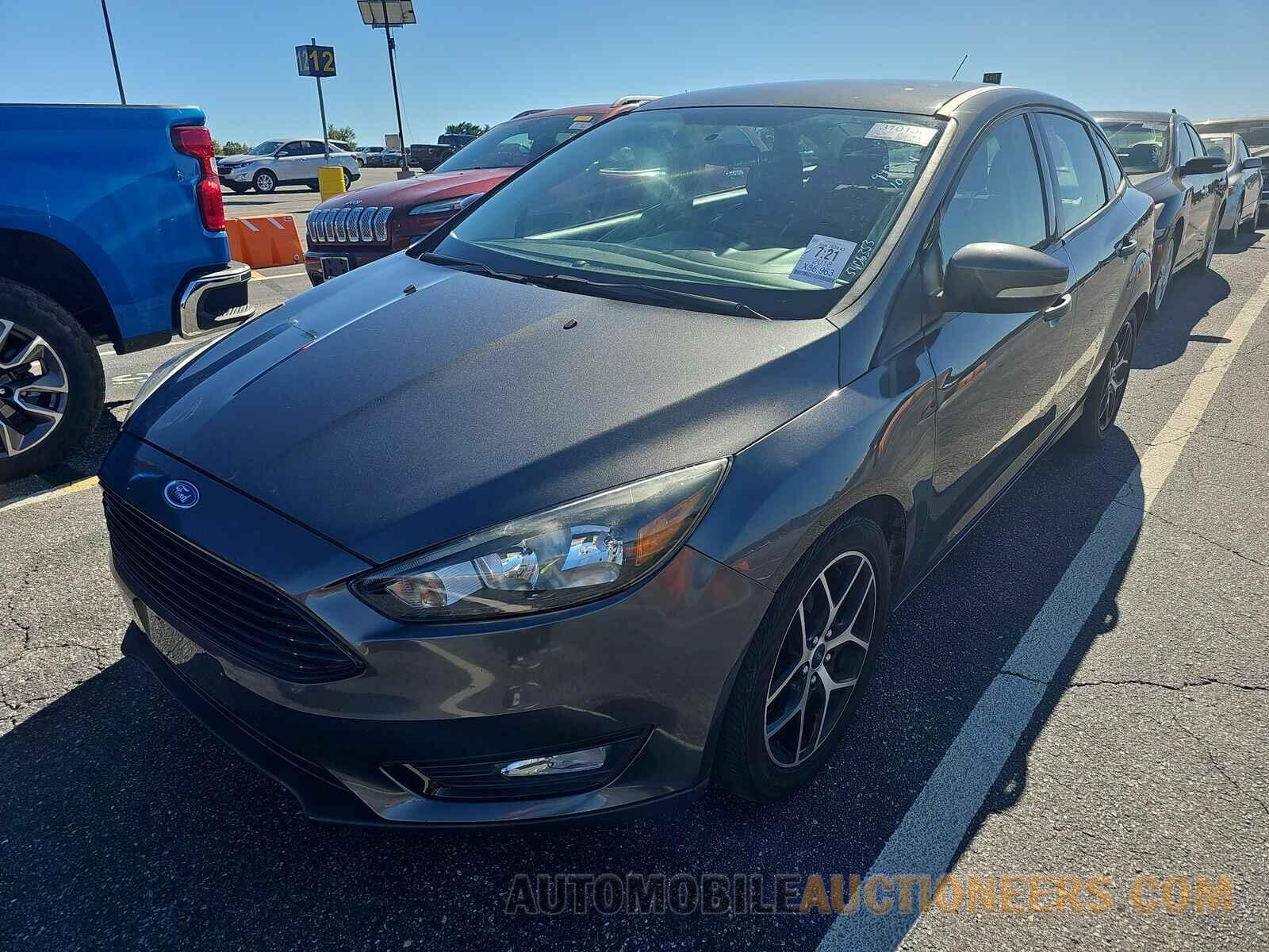 1FADP3FE1JL215863 Ford Focus SE 2018