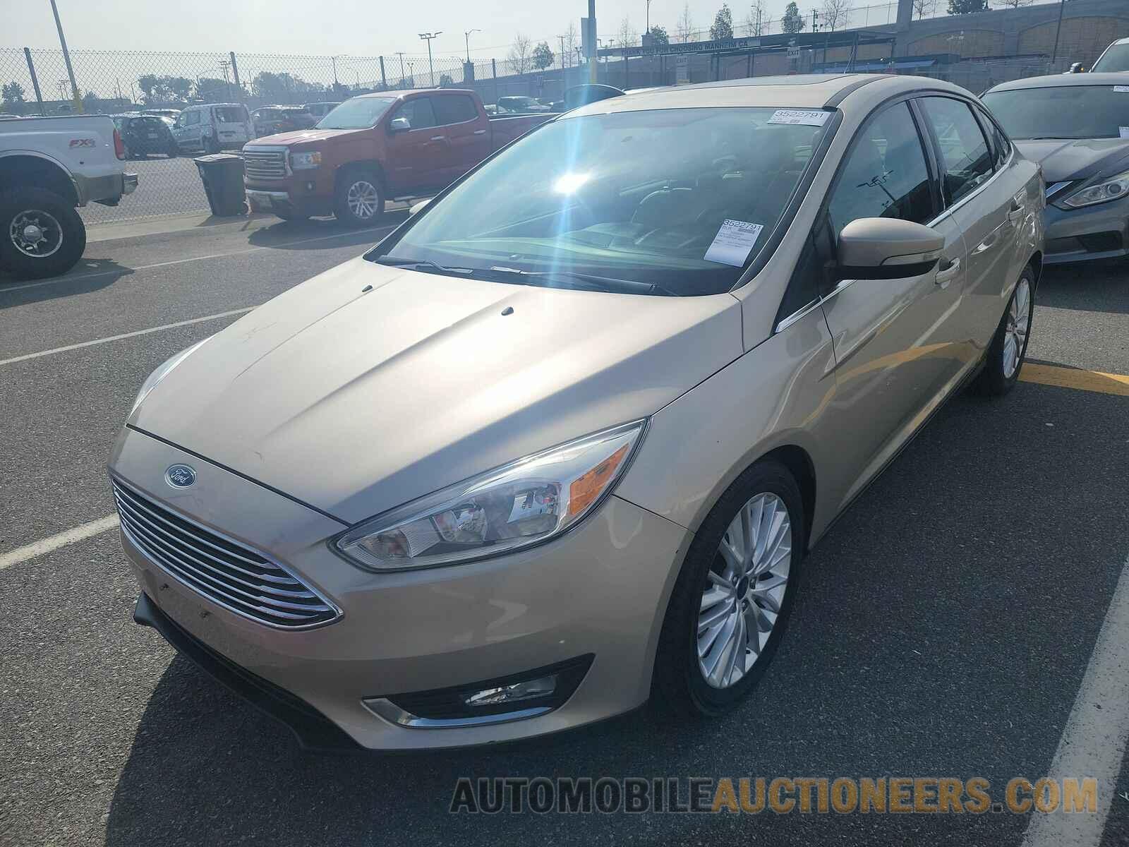 1FADP3J21JL294237 Ford Focus 2018