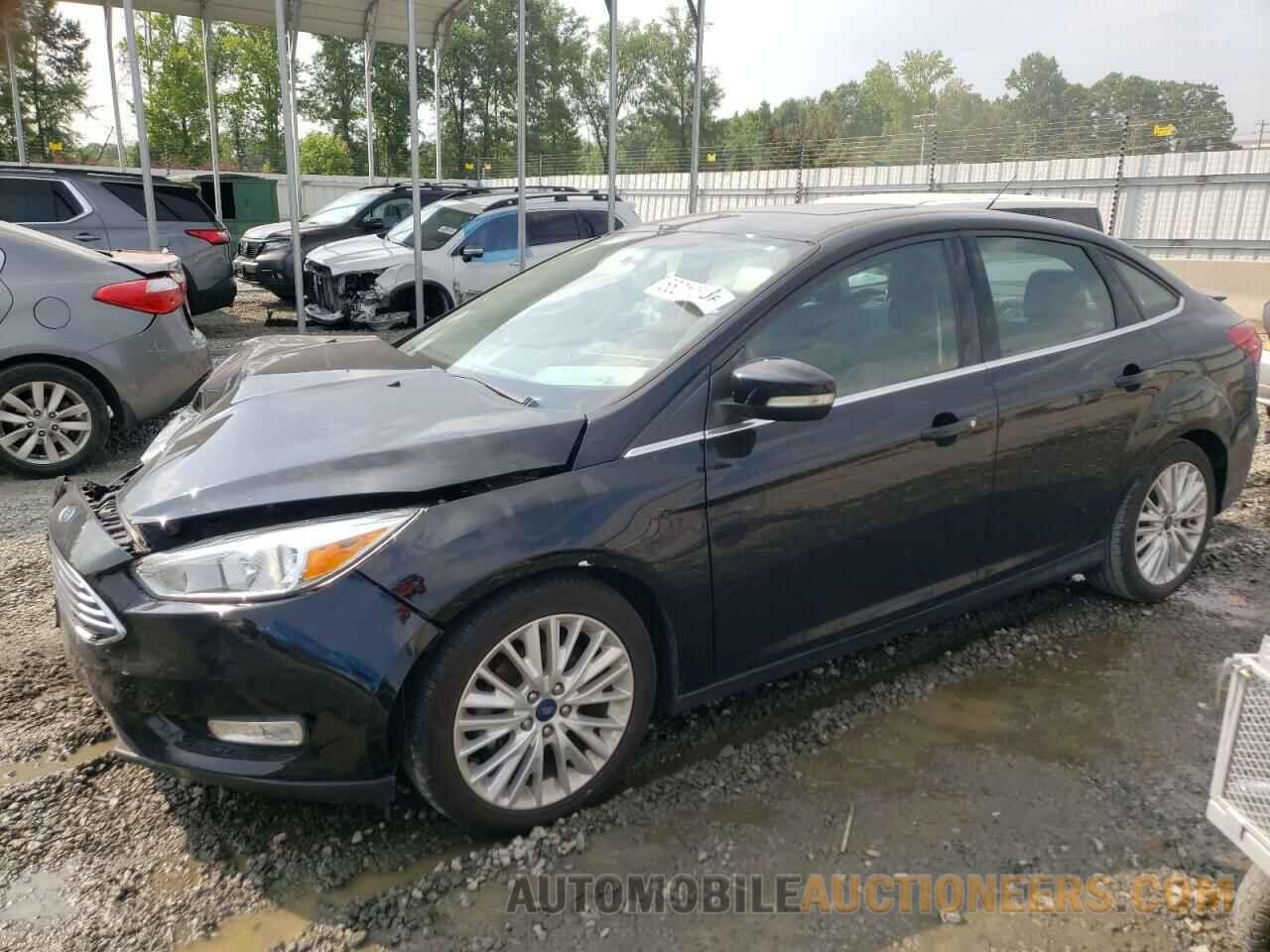 1FADP3J21JL332923 FORD FOCUS 2018