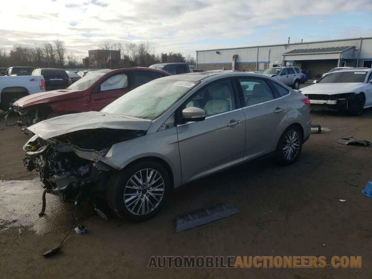 1FADP3J24FL208426 FORD FOCUS 2015