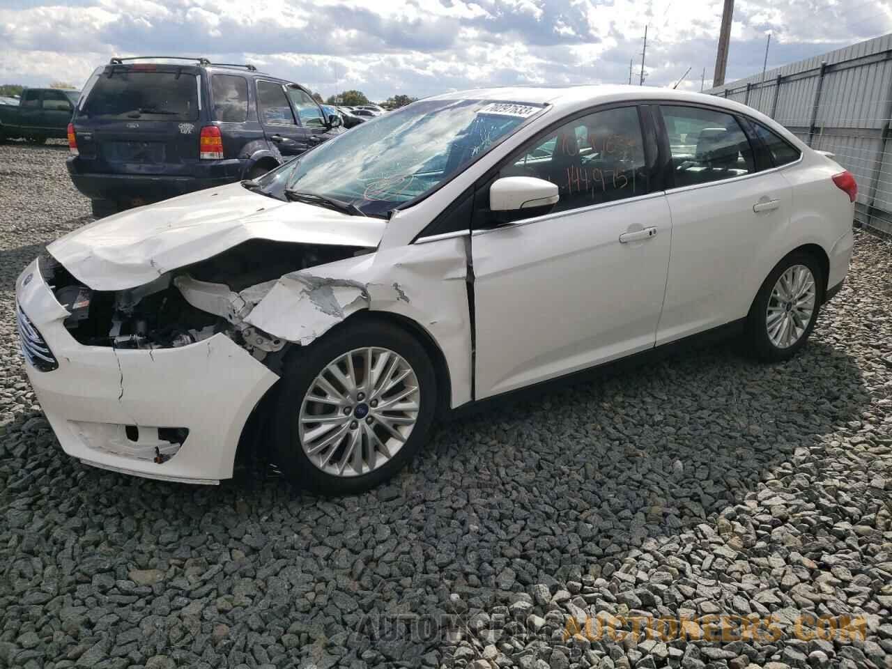 1FADP3J24JL205020 FORD FOCUS 2018