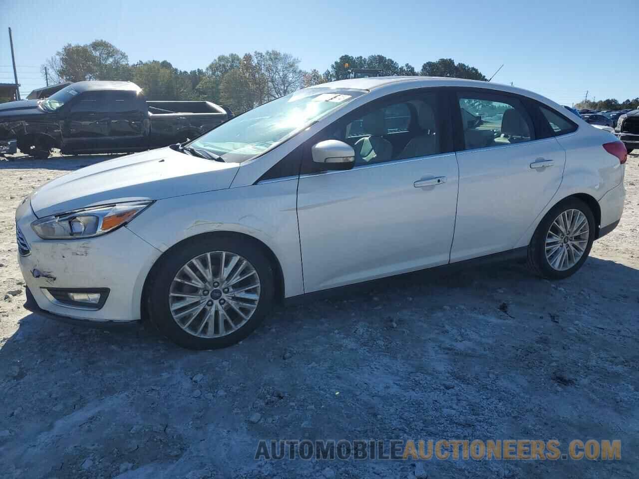 1FADP3J24JL294653 FORD FOCUS 2018