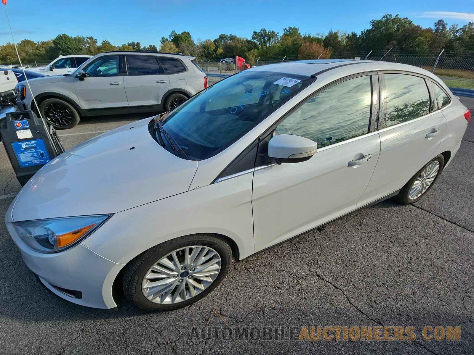 1FADP3J26JL281029 Ford Focus 2018