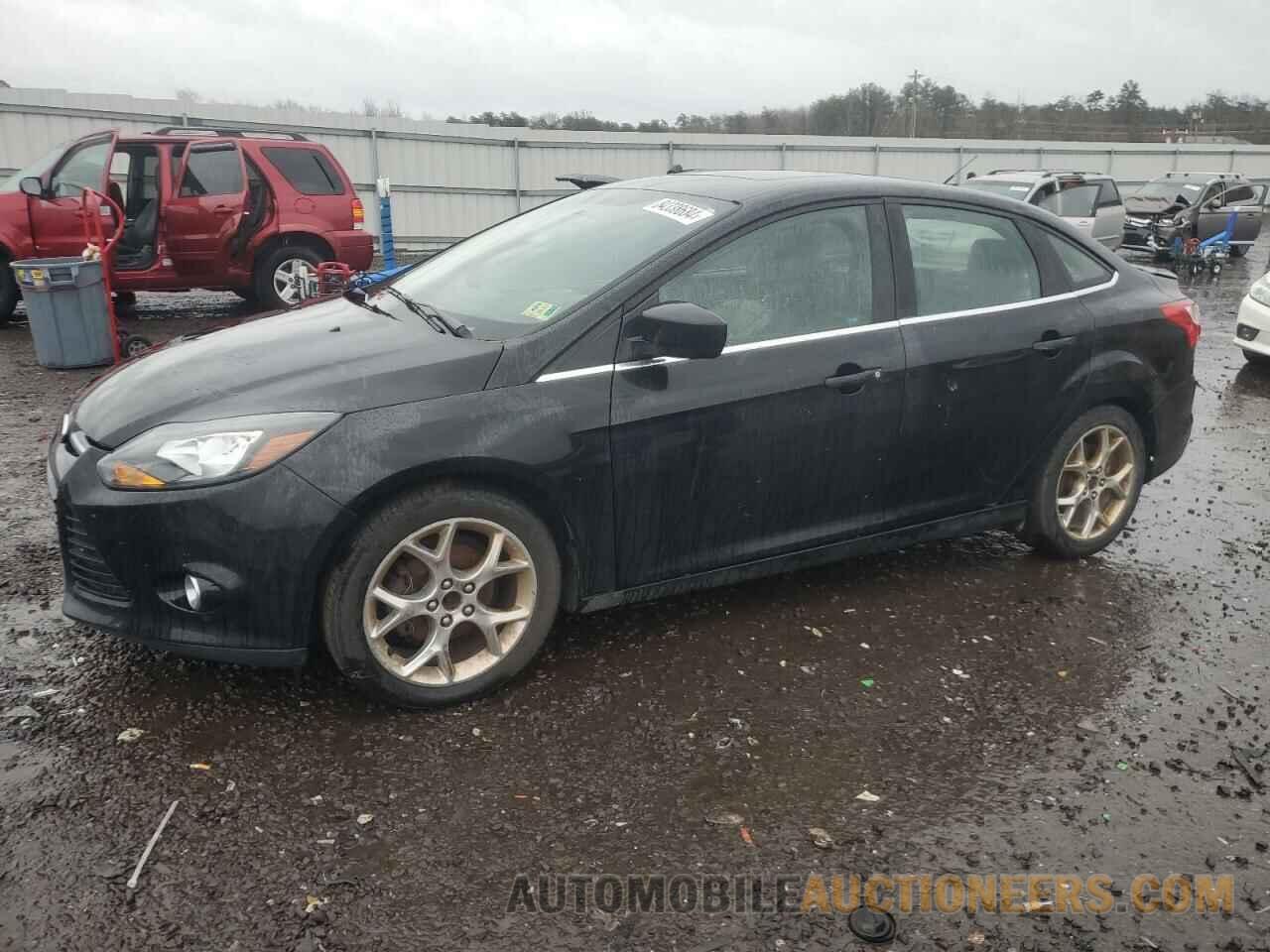 1FADP3J2XDL255019 FORD FOCUS 2013