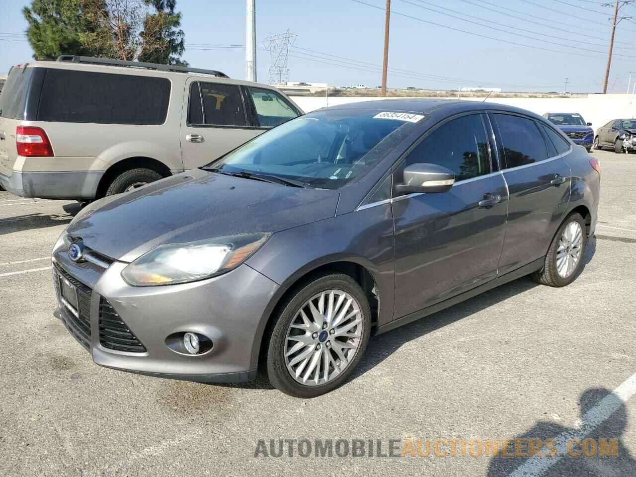 1FADP3J2XDL339194 FORD FOCUS 2013