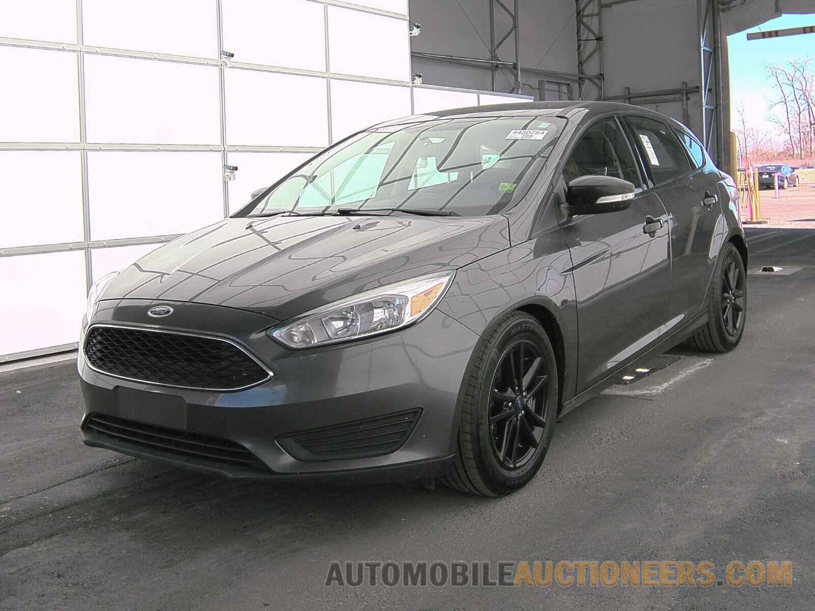 1FADP3K20GL229709 Ford Focus SE 2016