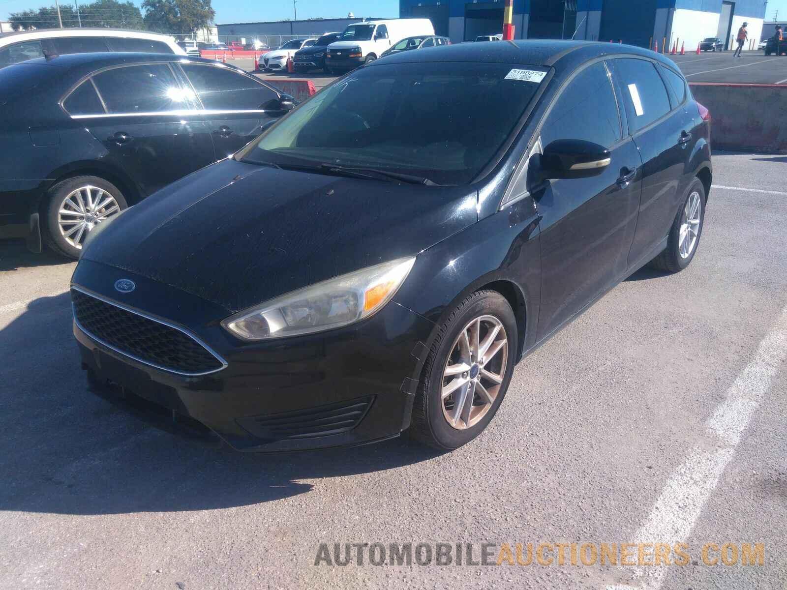 1FADP3K20HL216217 Ford Focus SE 2017