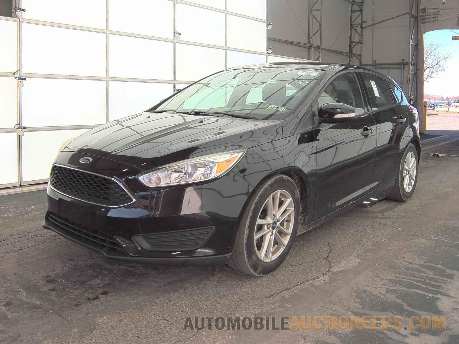 1FADP3K21HL208935 Ford Focus SE 2017