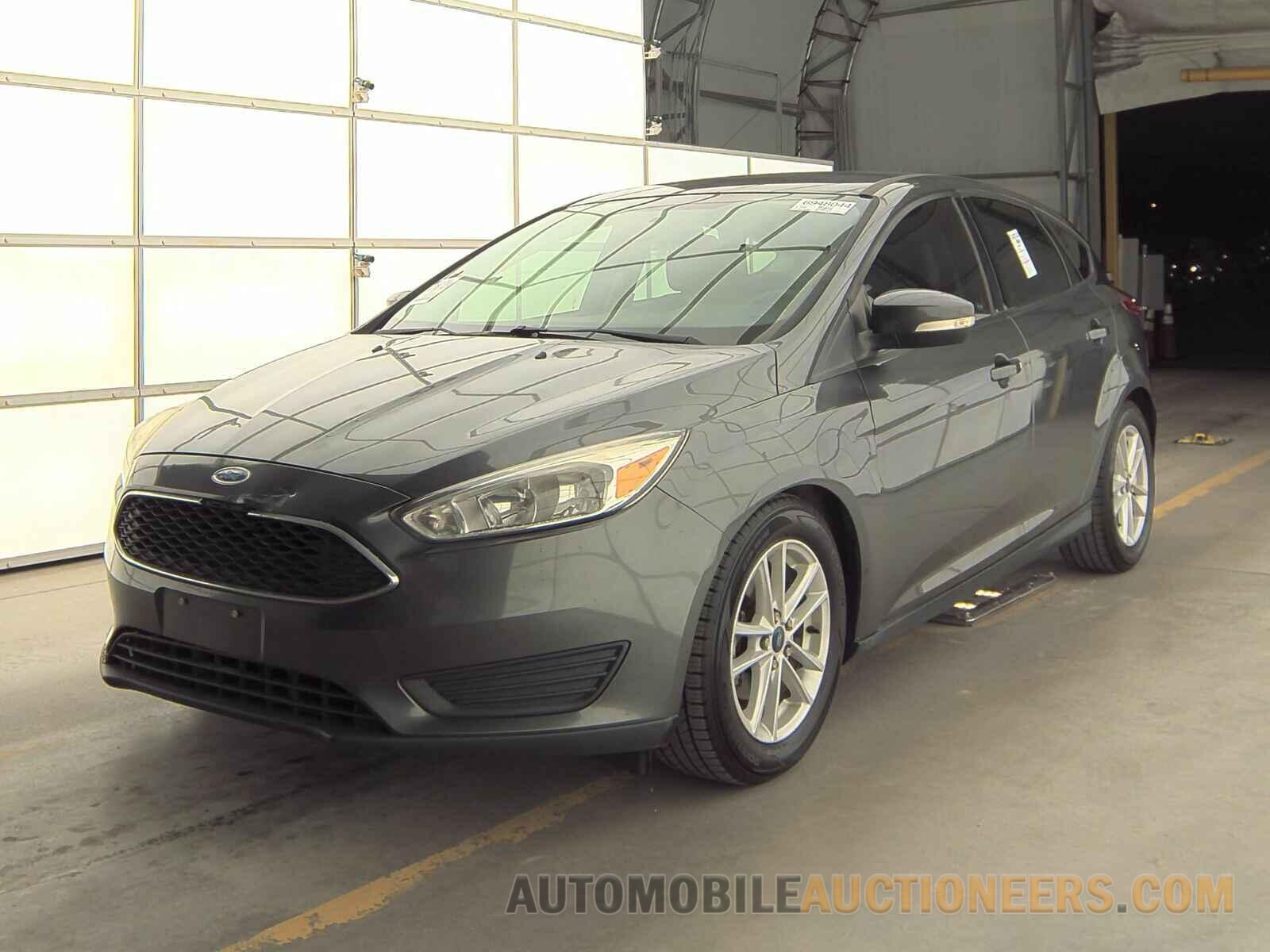 1FADP3K23HL283779 Ford Focus SE 2017