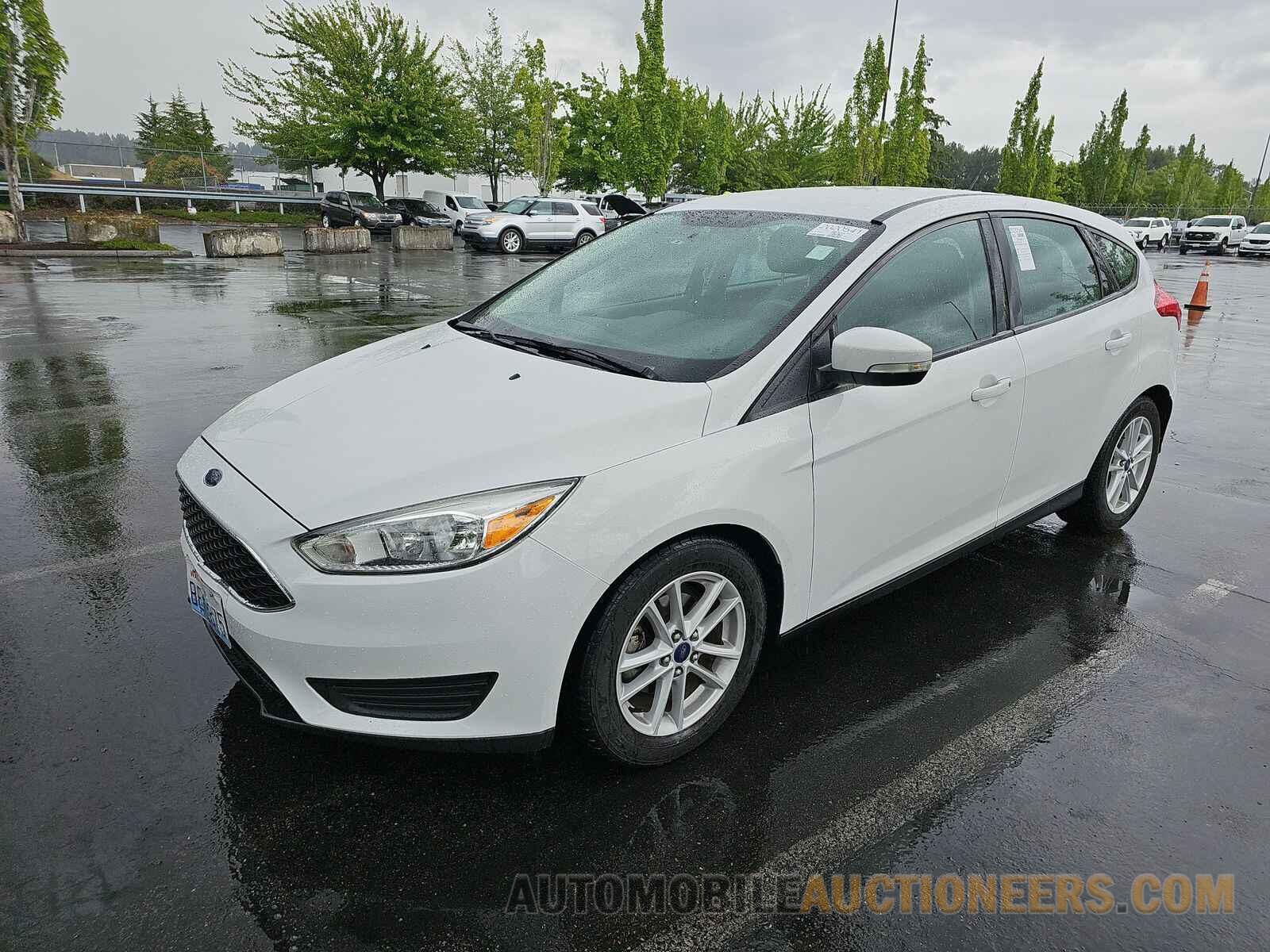 1FADP3K25FL316083 Ford Focus SE 2015