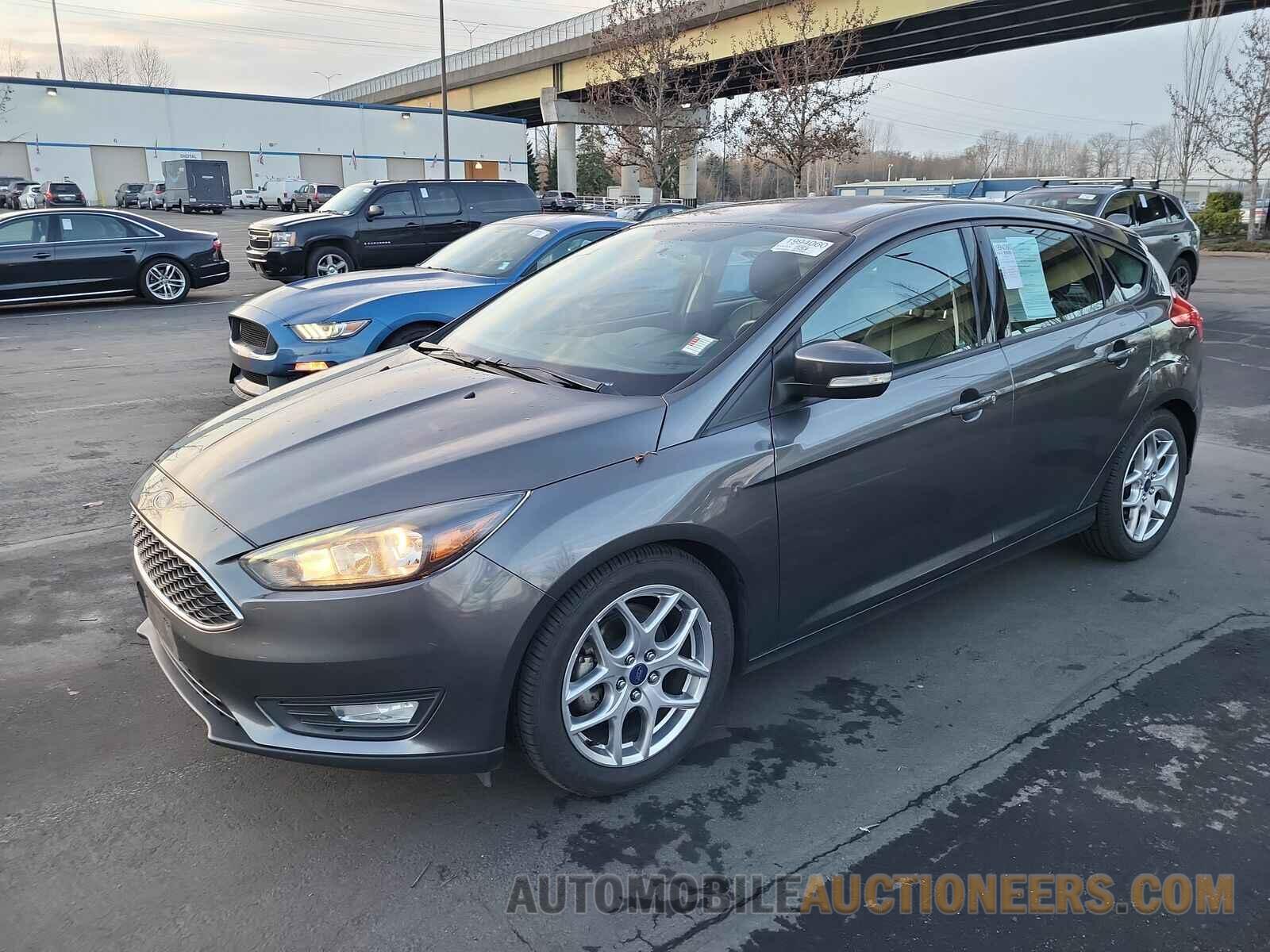 1FADP3K26FL232869 Ford Focus SE 2015