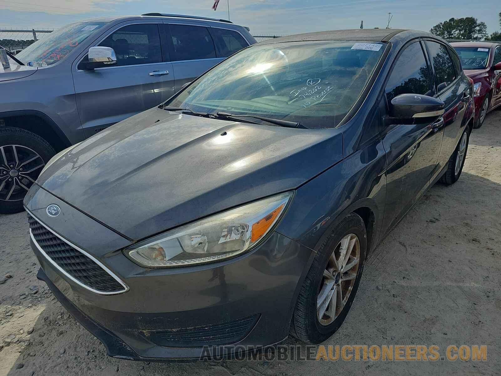 1FADP3K26HL234379 Ford Focus SE 2017