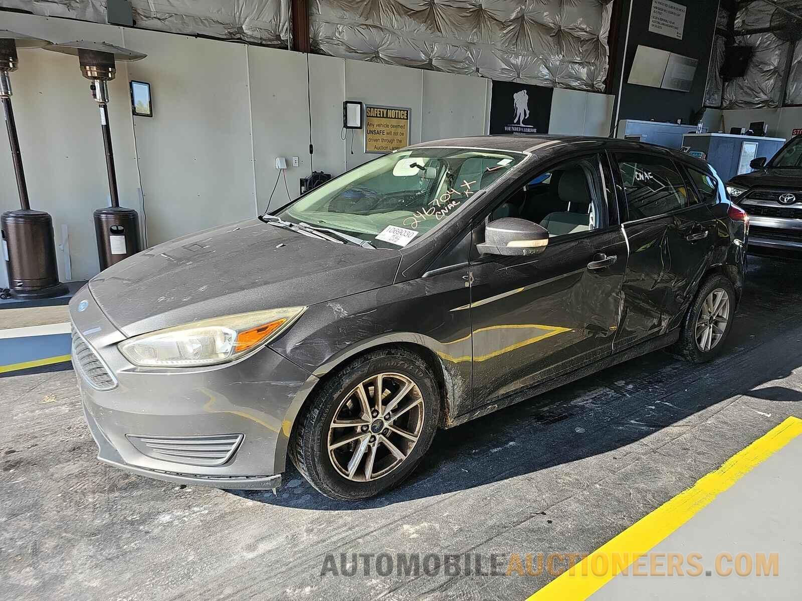 1FADP3K27HL246704 Ford Focus SE 2017