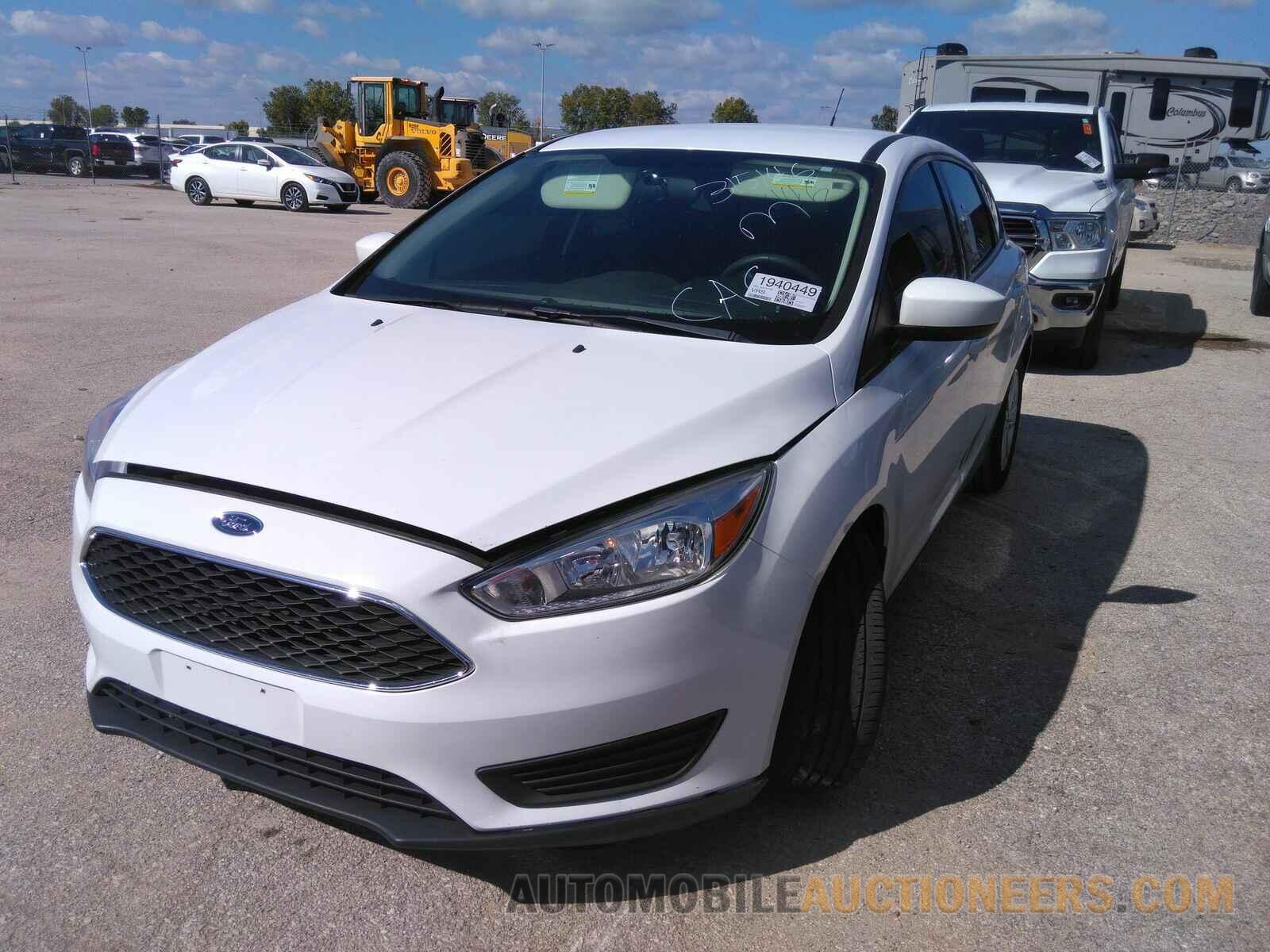 1FADP3K28JL315146 Ford Focus SE 2018