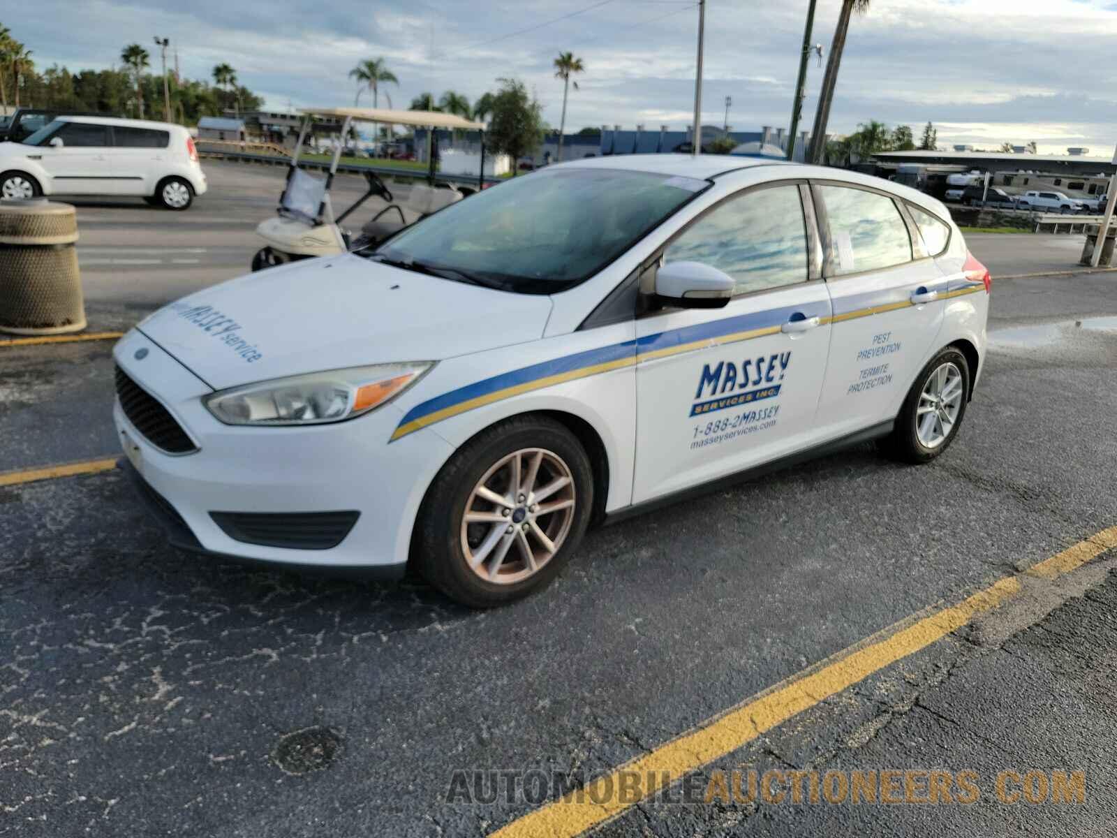 1FADP3K29FL295951 Ford Focus SE 2015