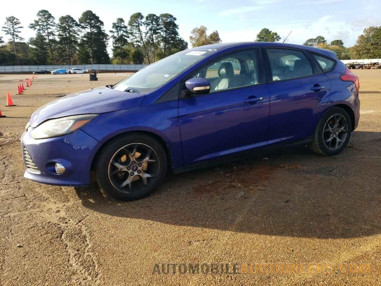 1FADP3K2XEL332925 FORD FOCUS 2014