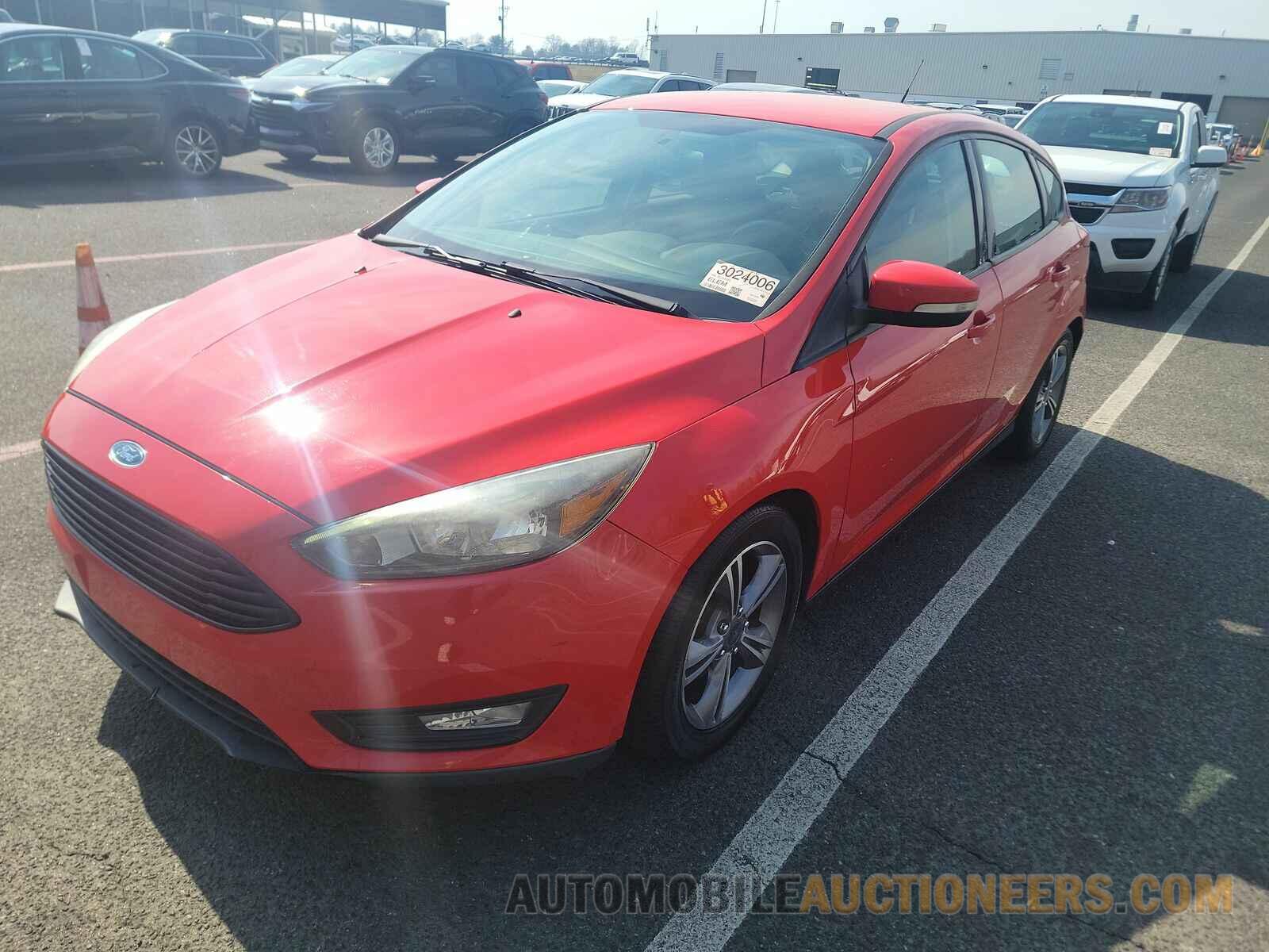 1FADP3KE5GL355039 Ford Focus SE 2016