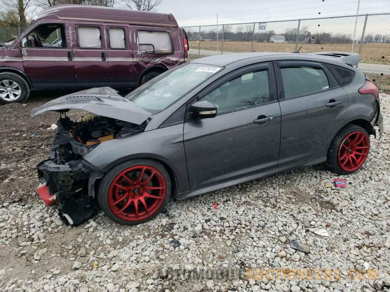 1FADP3L90JL215926 FORD FOCUS 2018