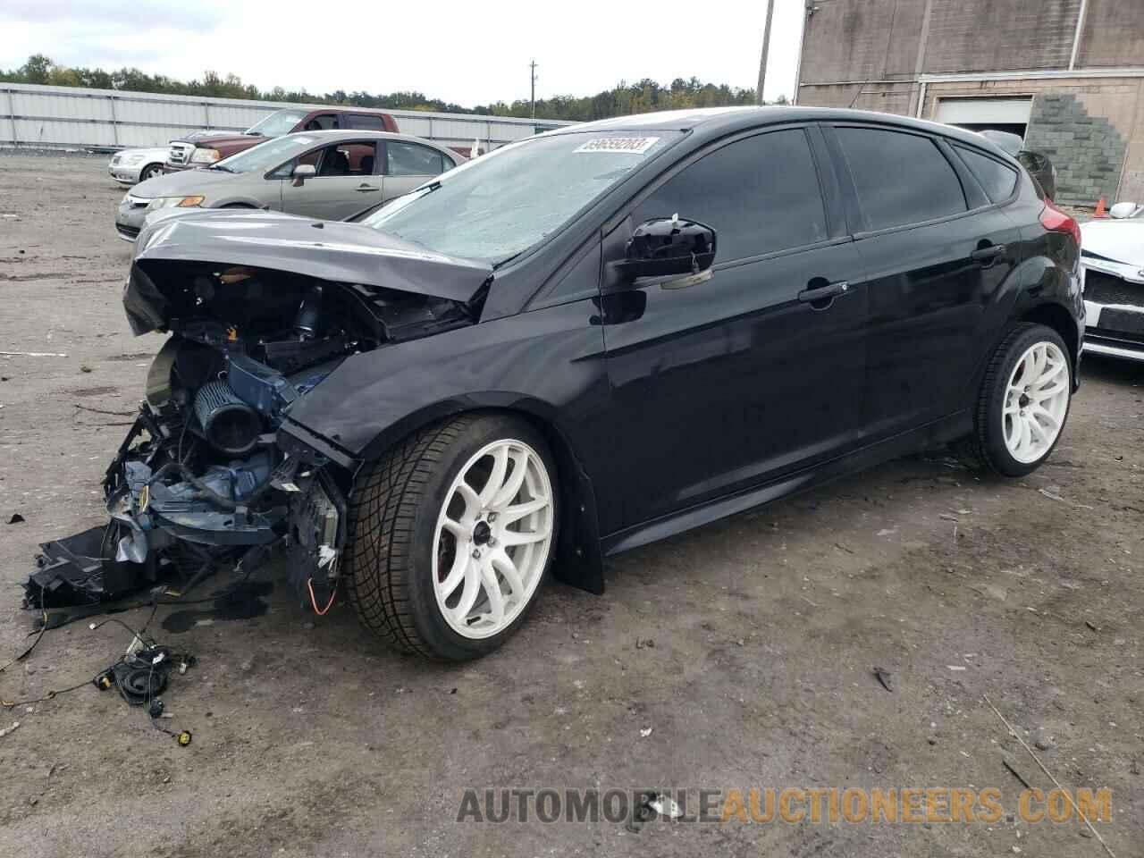 1FADP3L91JL325318 FORD FOCUS 2018