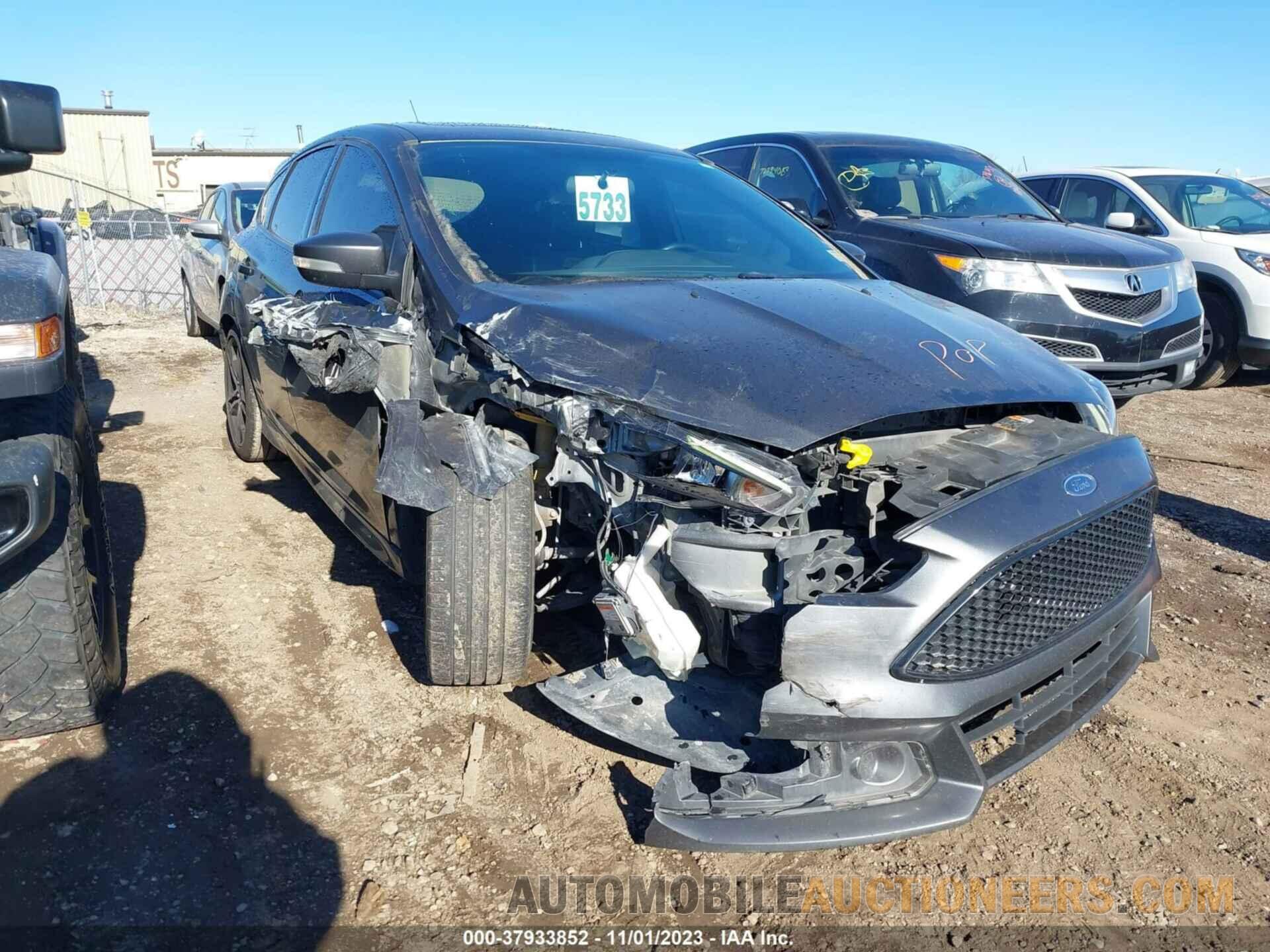 1FADP3L92JL282382 FORD FOCUS 2018