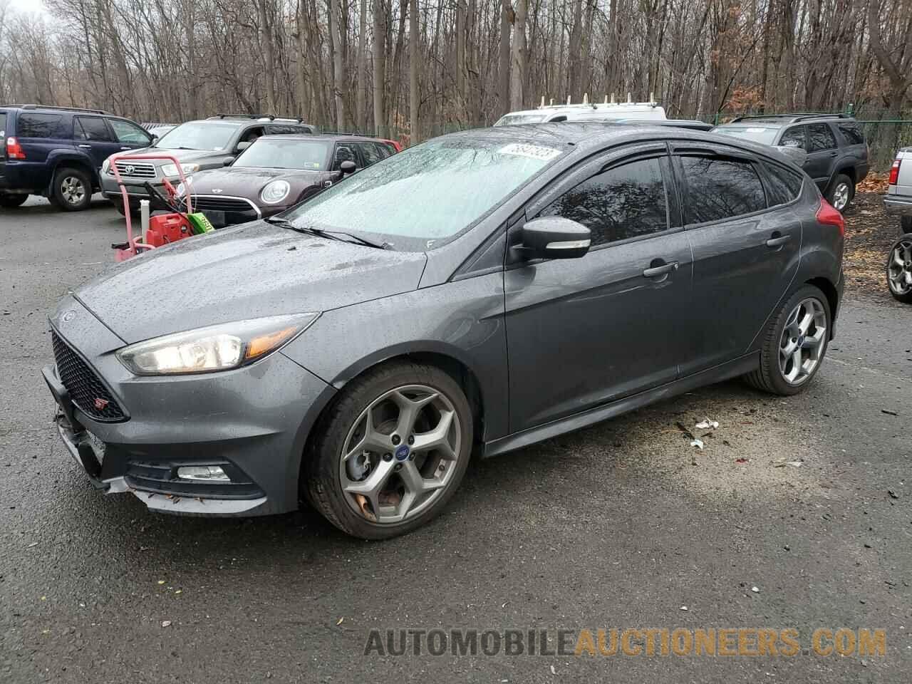 1FADP3L92JL332195 FORD FOCUS 2018