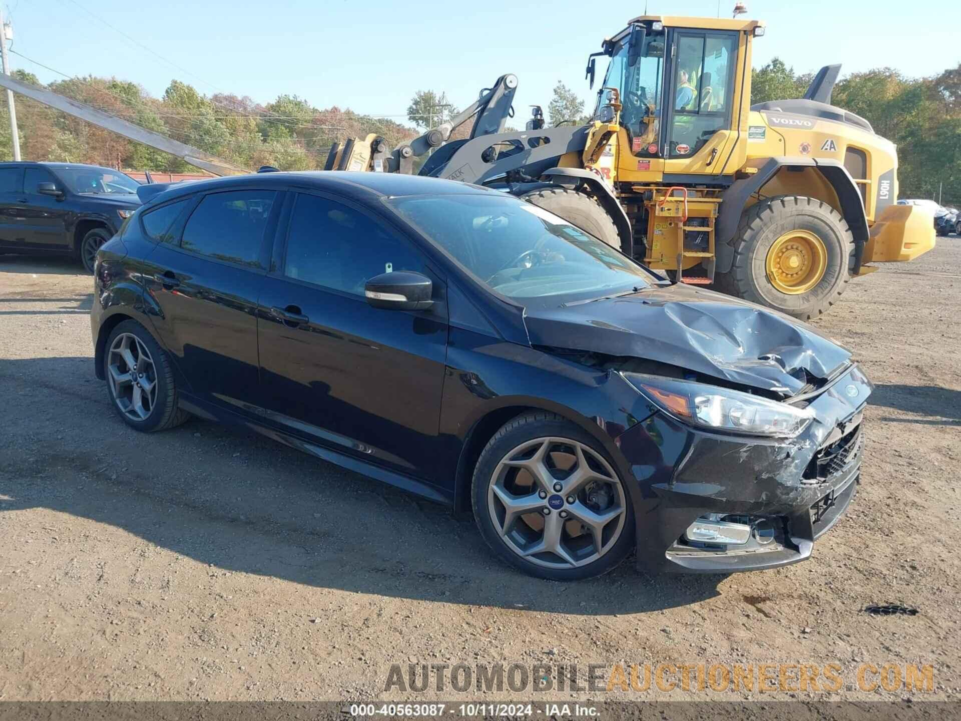 1FADP3L94JL237895 FORD FOCUS ST 2018