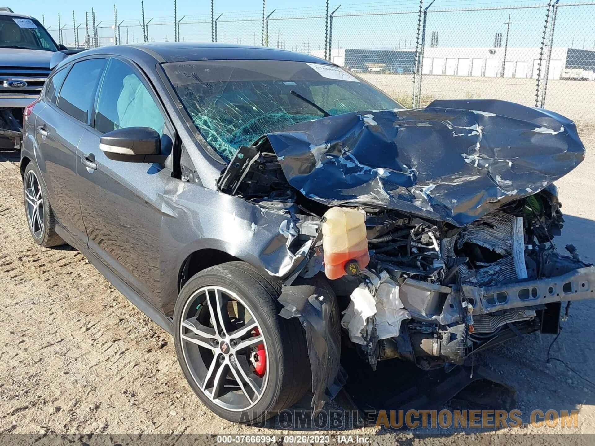 1FADP3L94JL330741 FORD FOCUS 2018