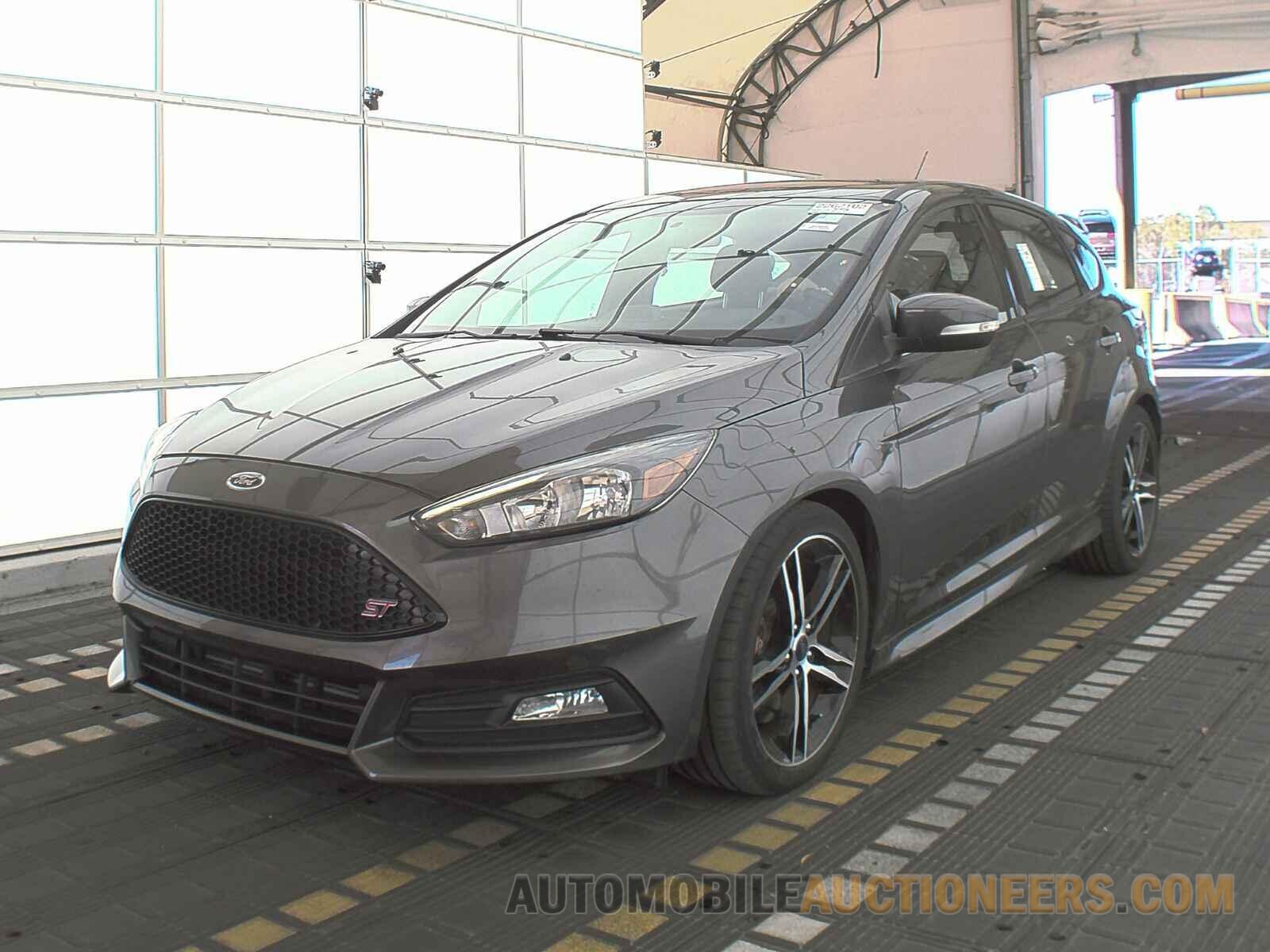 1FADP3L95HL212854 Ford Focus 2017