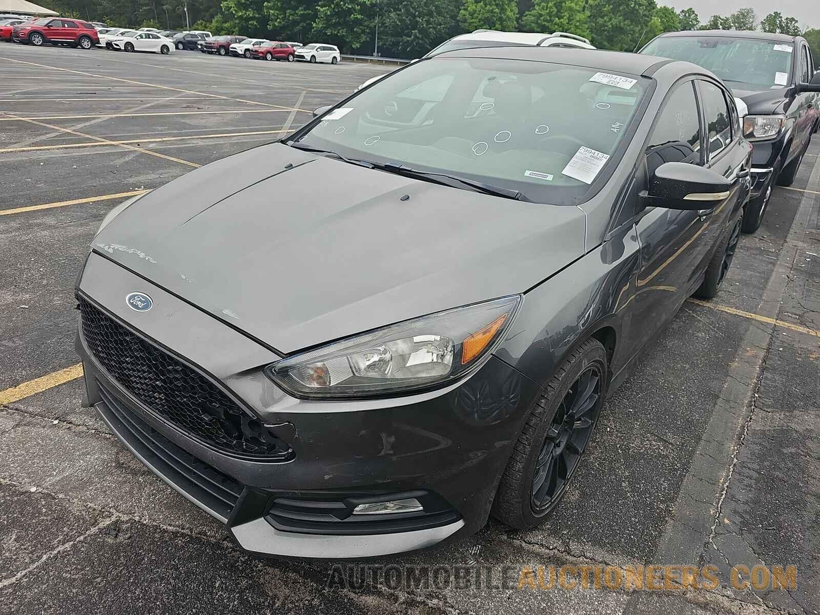 1FADP3L95HL238113 Ford Focus 2017