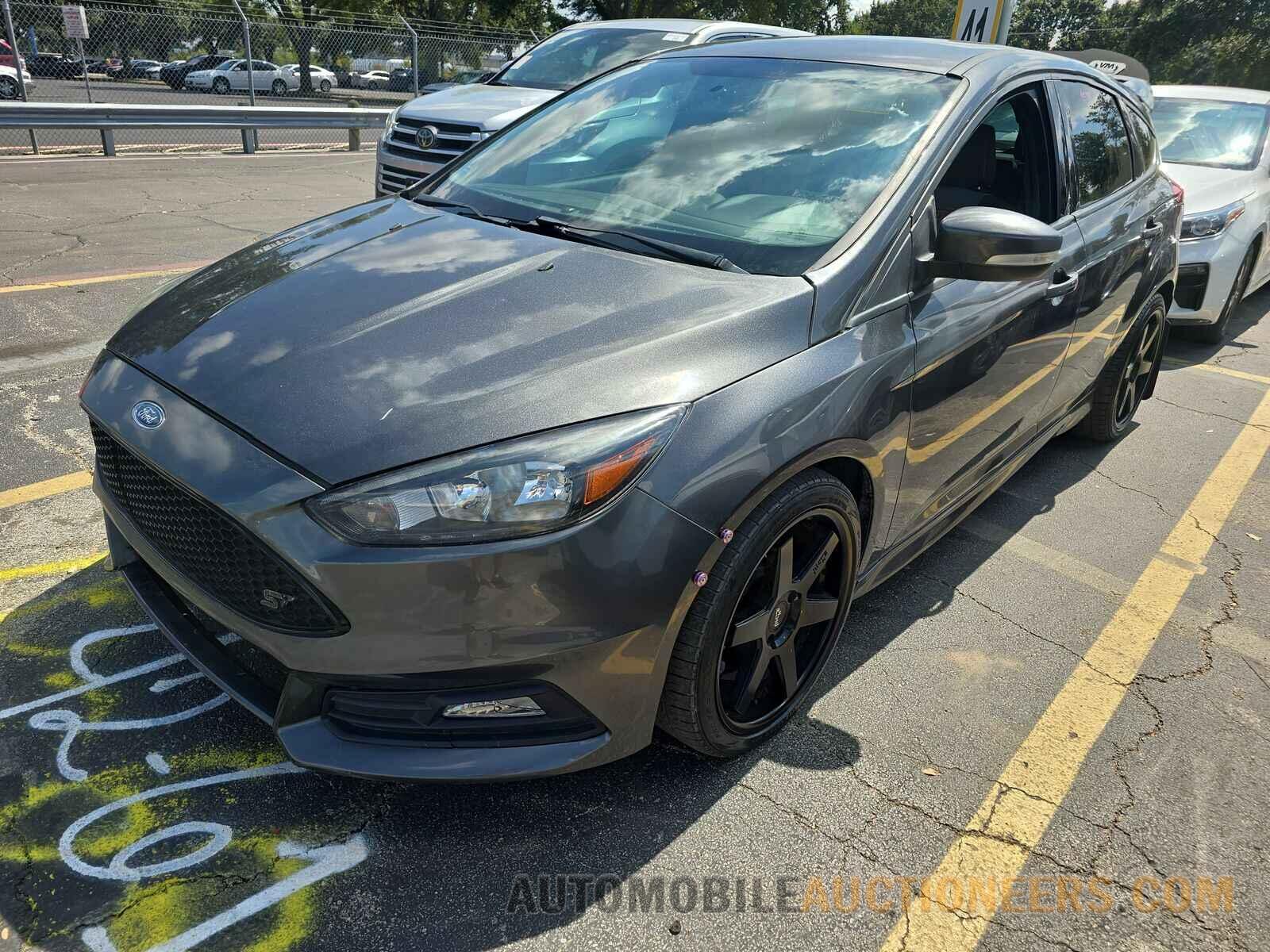 1FADP3L95JL325662 Ford Focus 2018