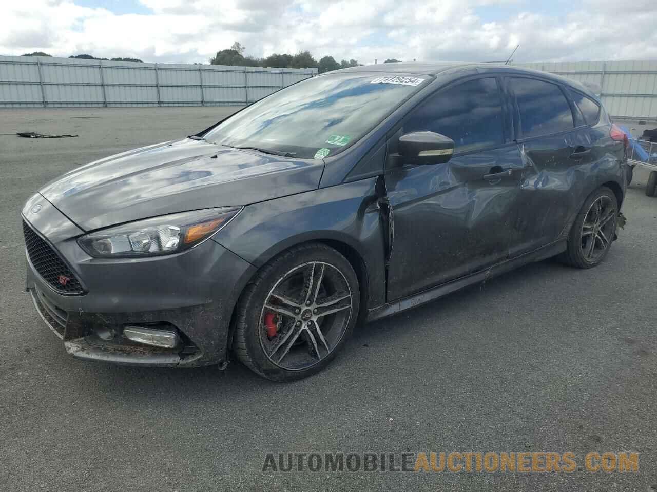 1FADP3L96JL213310 FORD FOCUS 2018