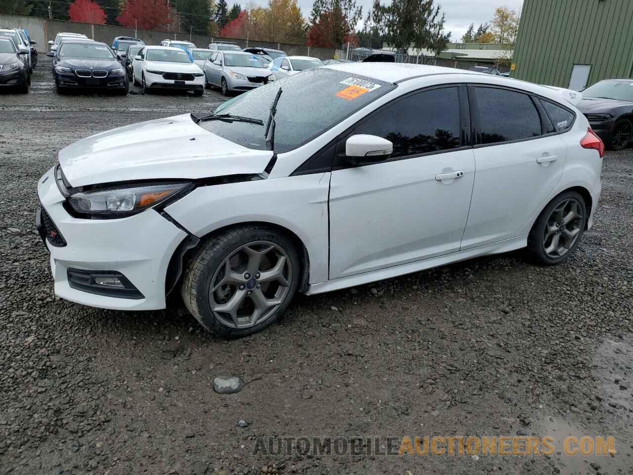 1FADP3L97JL304697 FORD FOCUS 2018