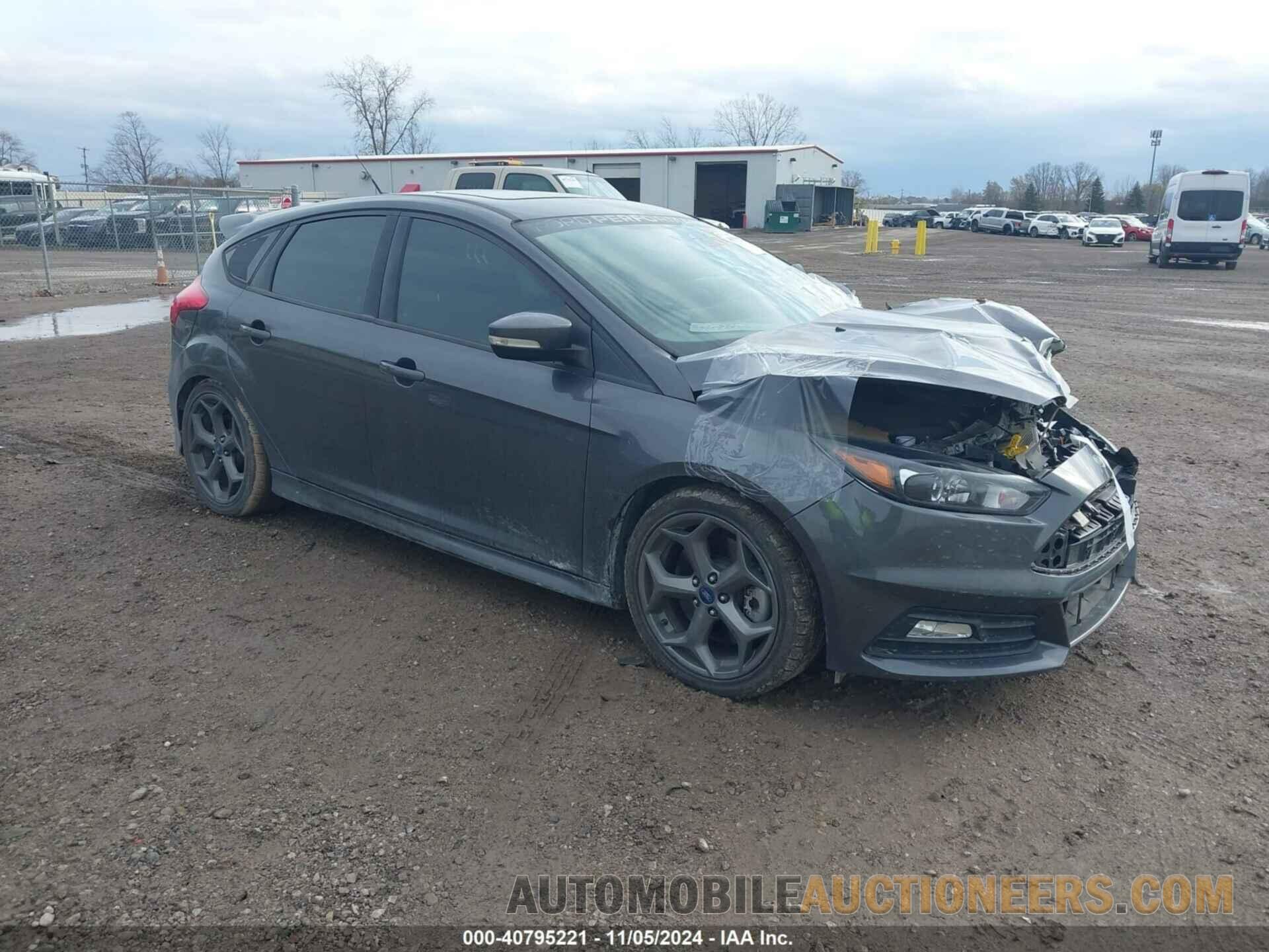 1FADP3L99JL213317 FORD FOCUS ST 2018