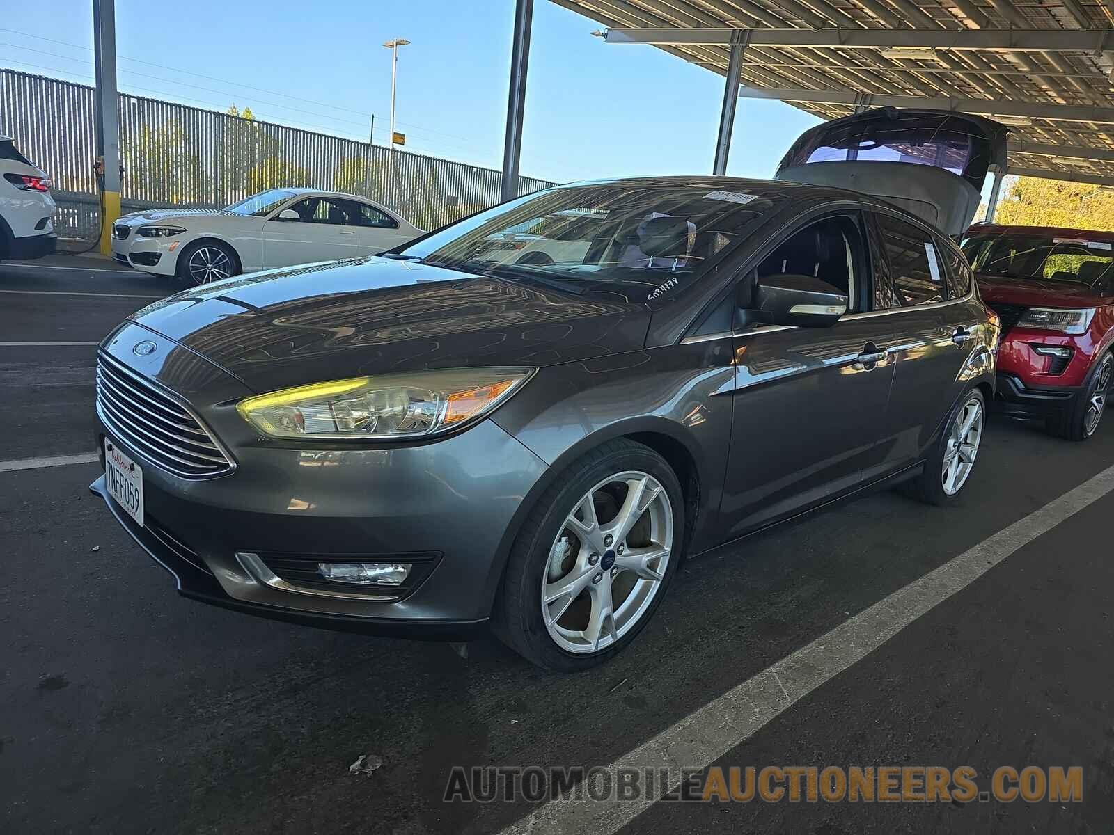 1FADP3N20FL300806 Ford Focus 2015