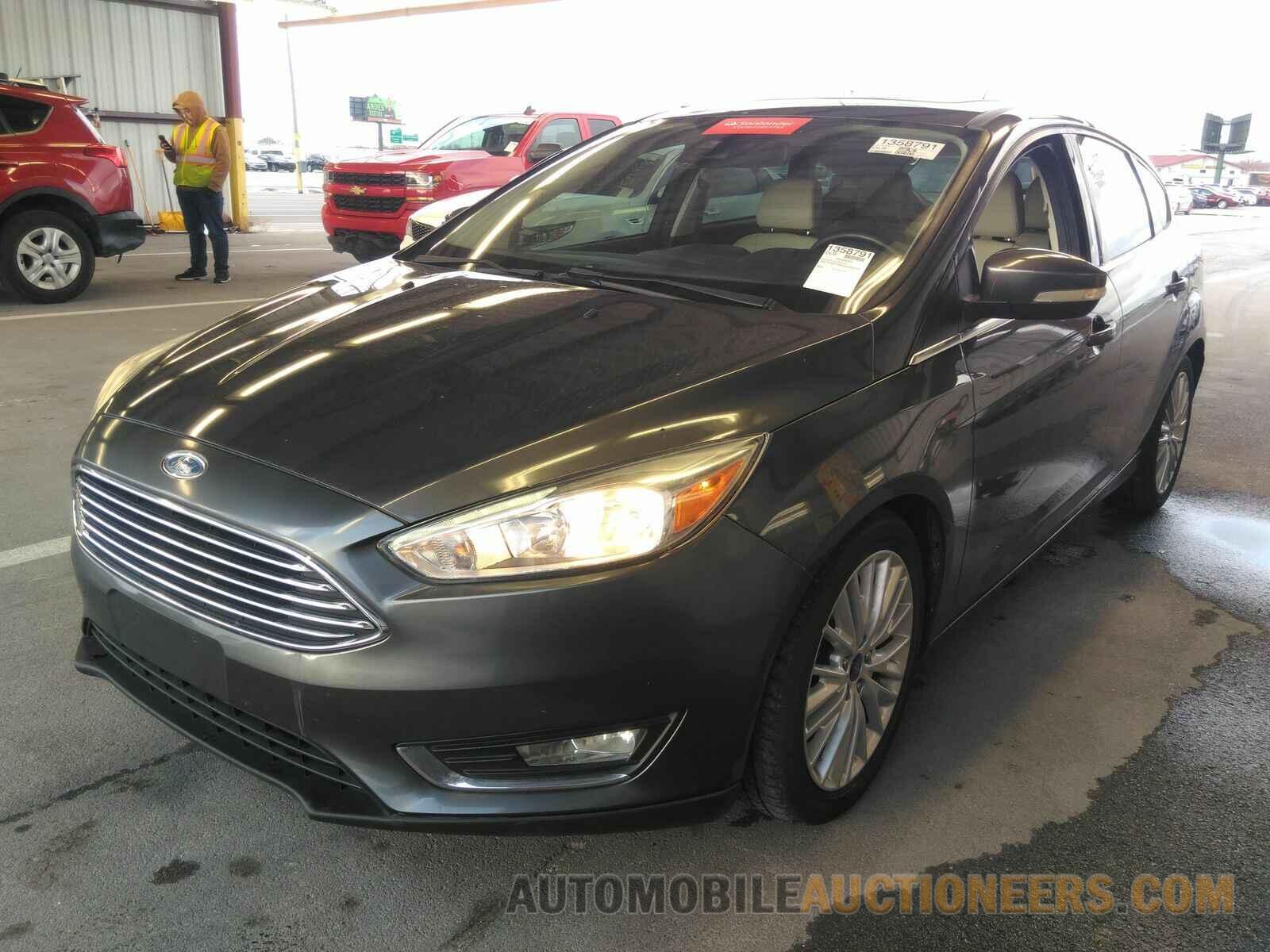 1FADP3N23JL308214 Ford Focus 2018