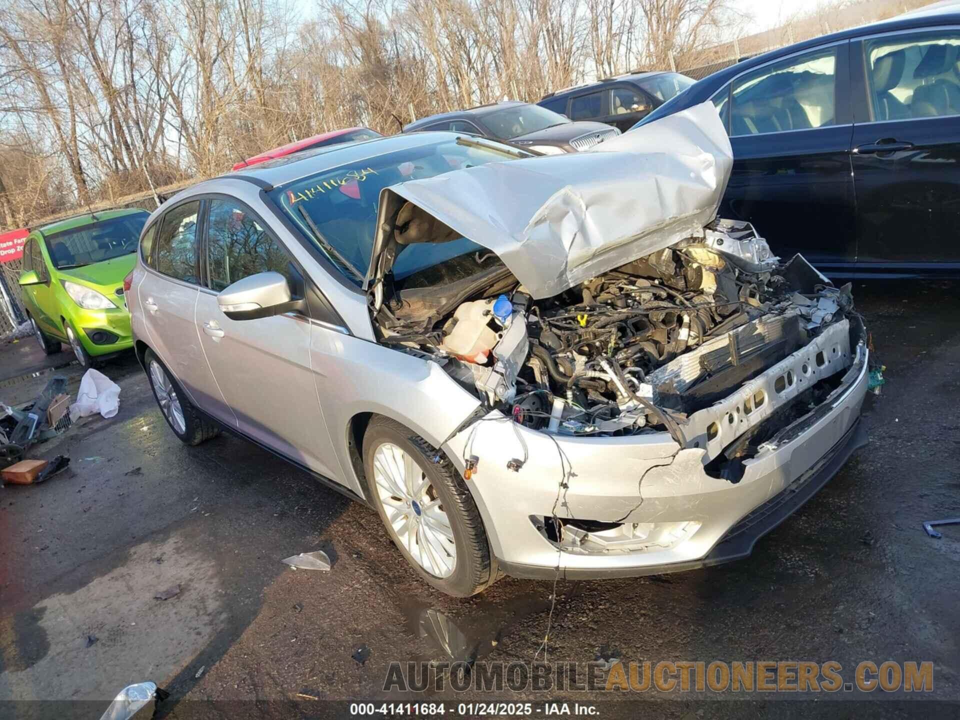 1FADP3N25HL310315 FORD FOCUS 2017