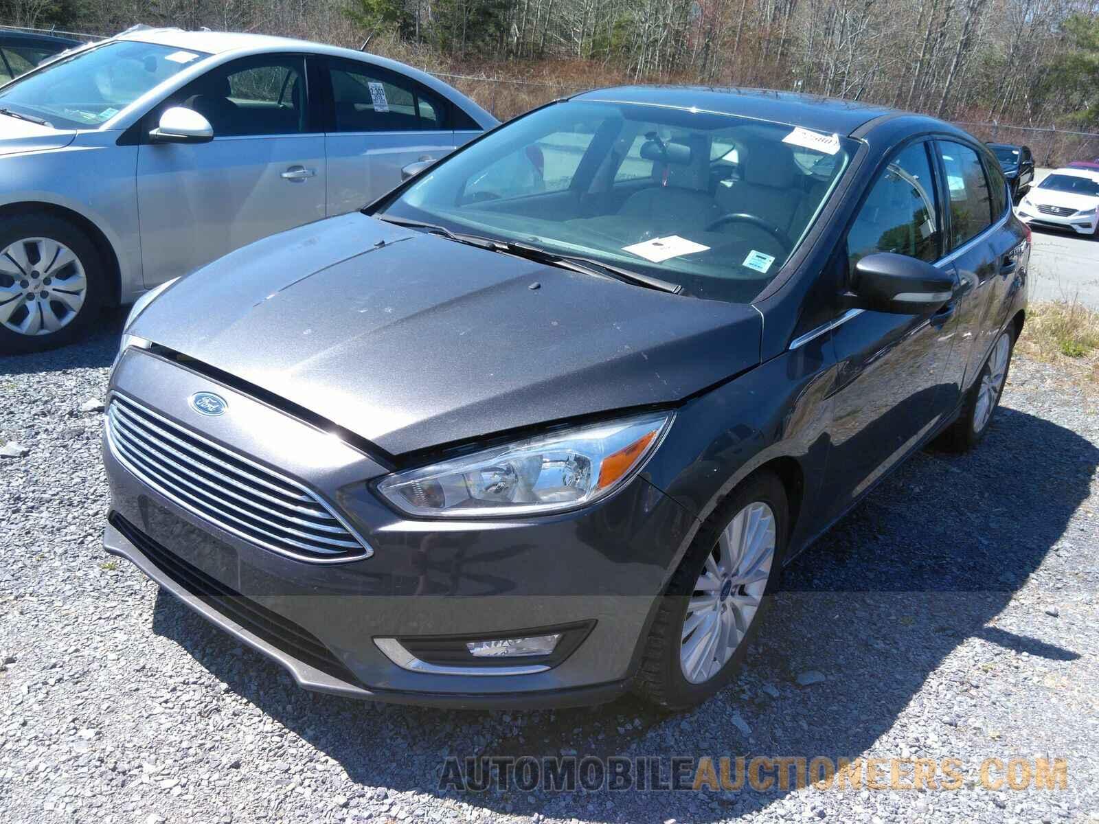 1FADP3N27GL380915 Ford Focus 2016