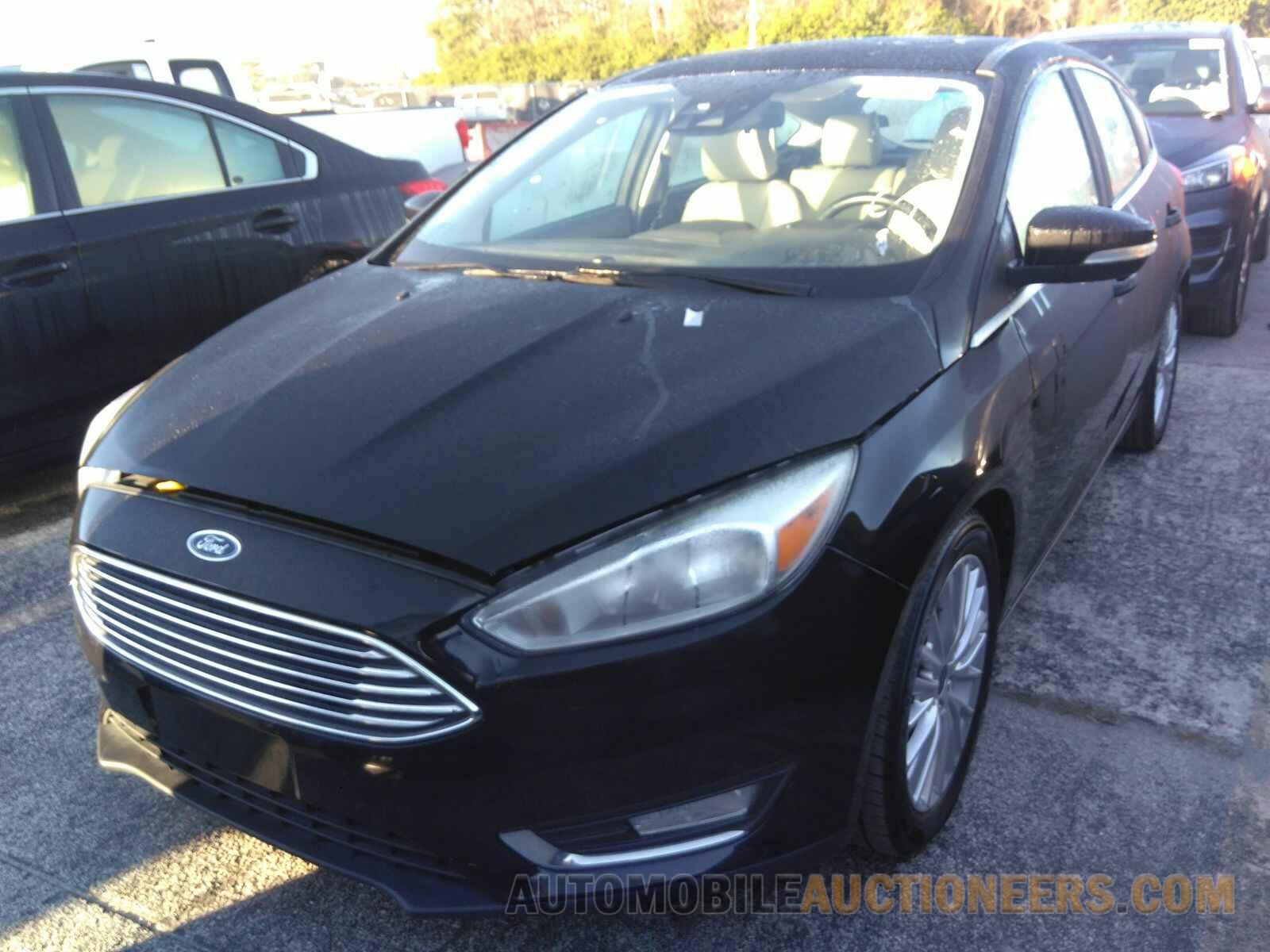 1FADP3N27HL330856 Ford Focus 2017