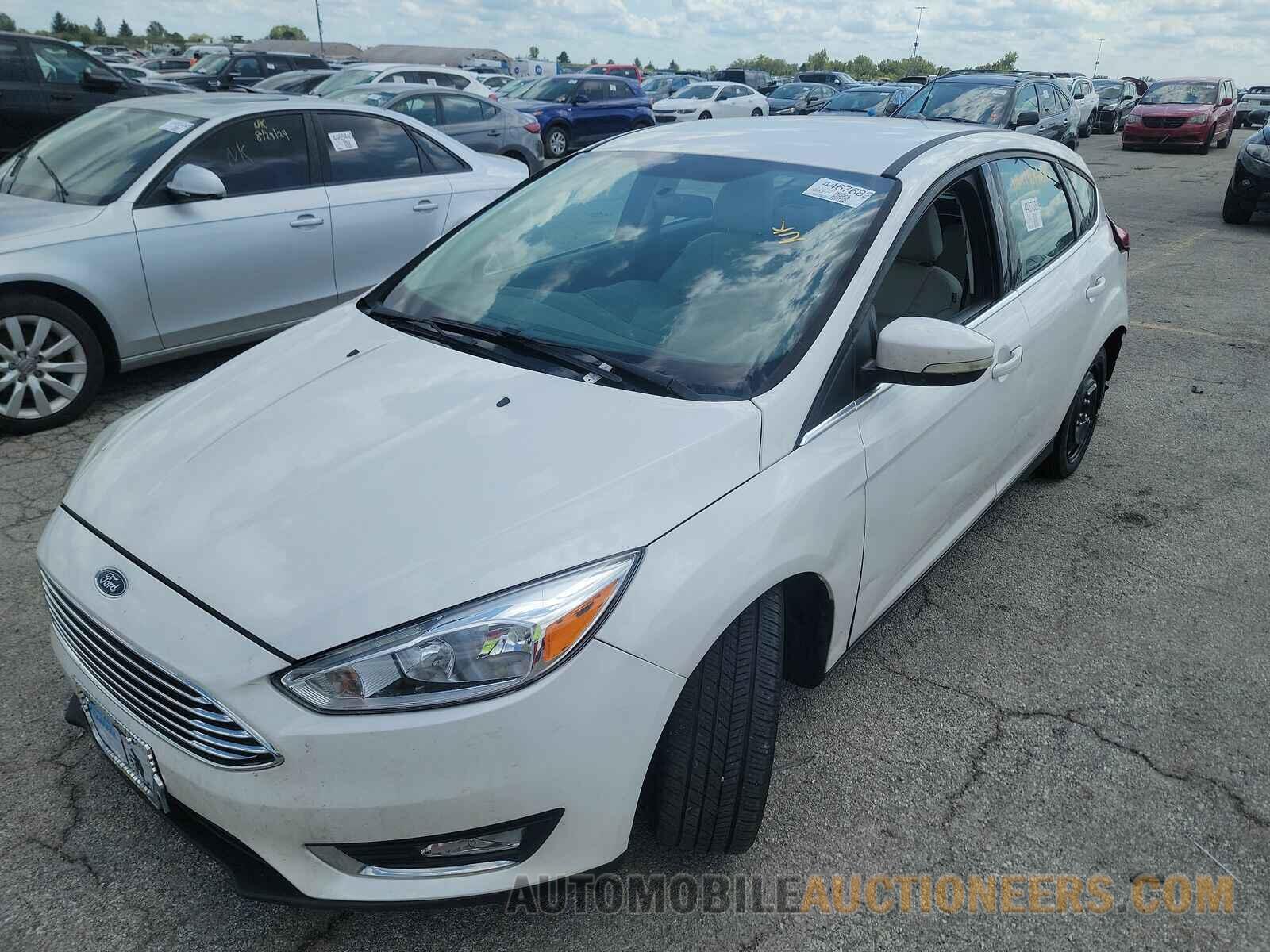 1FADP3N2XGL307912 Ford Focus 2016