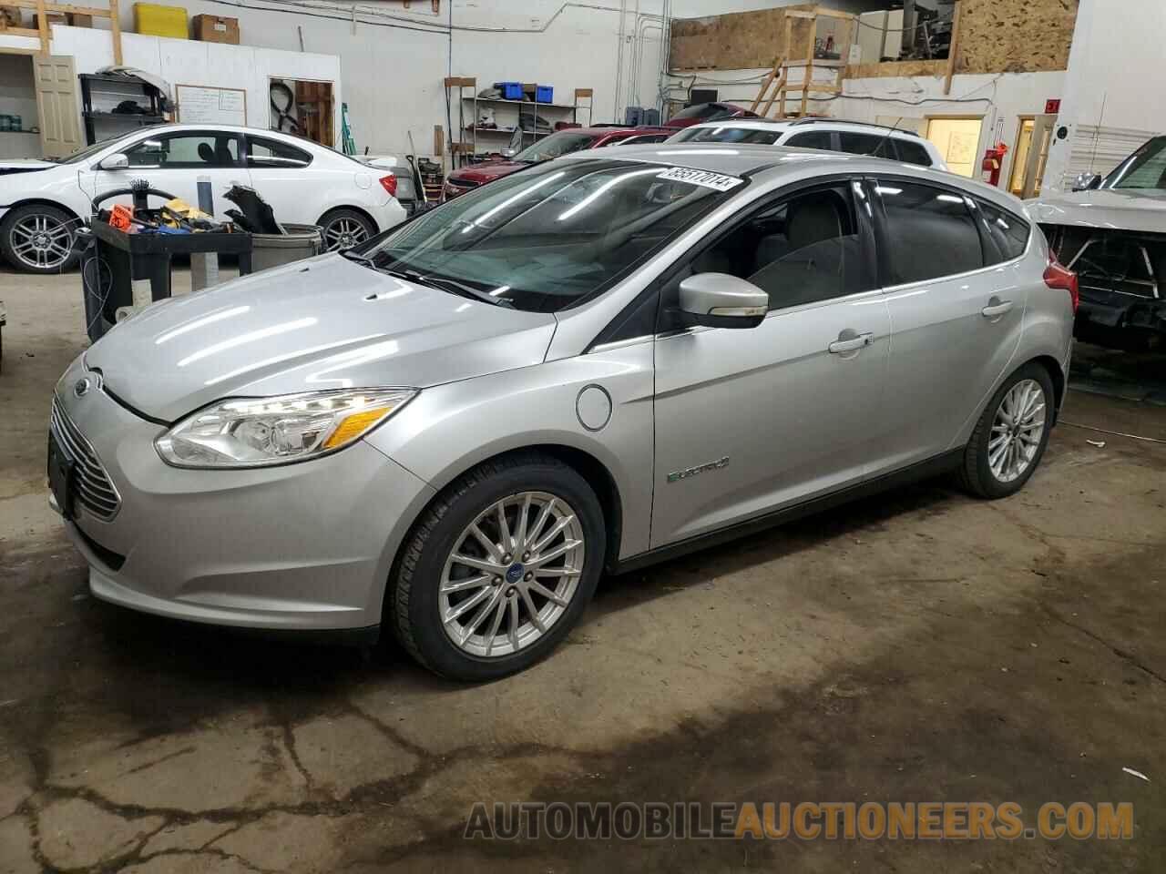 1FADP3R43DL263548 FORD FOCUS 2013