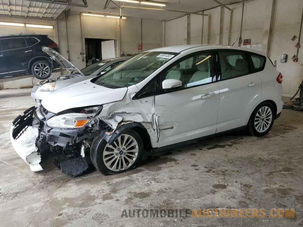 1FADP5AU9JL101975 FORD CMAX 2018