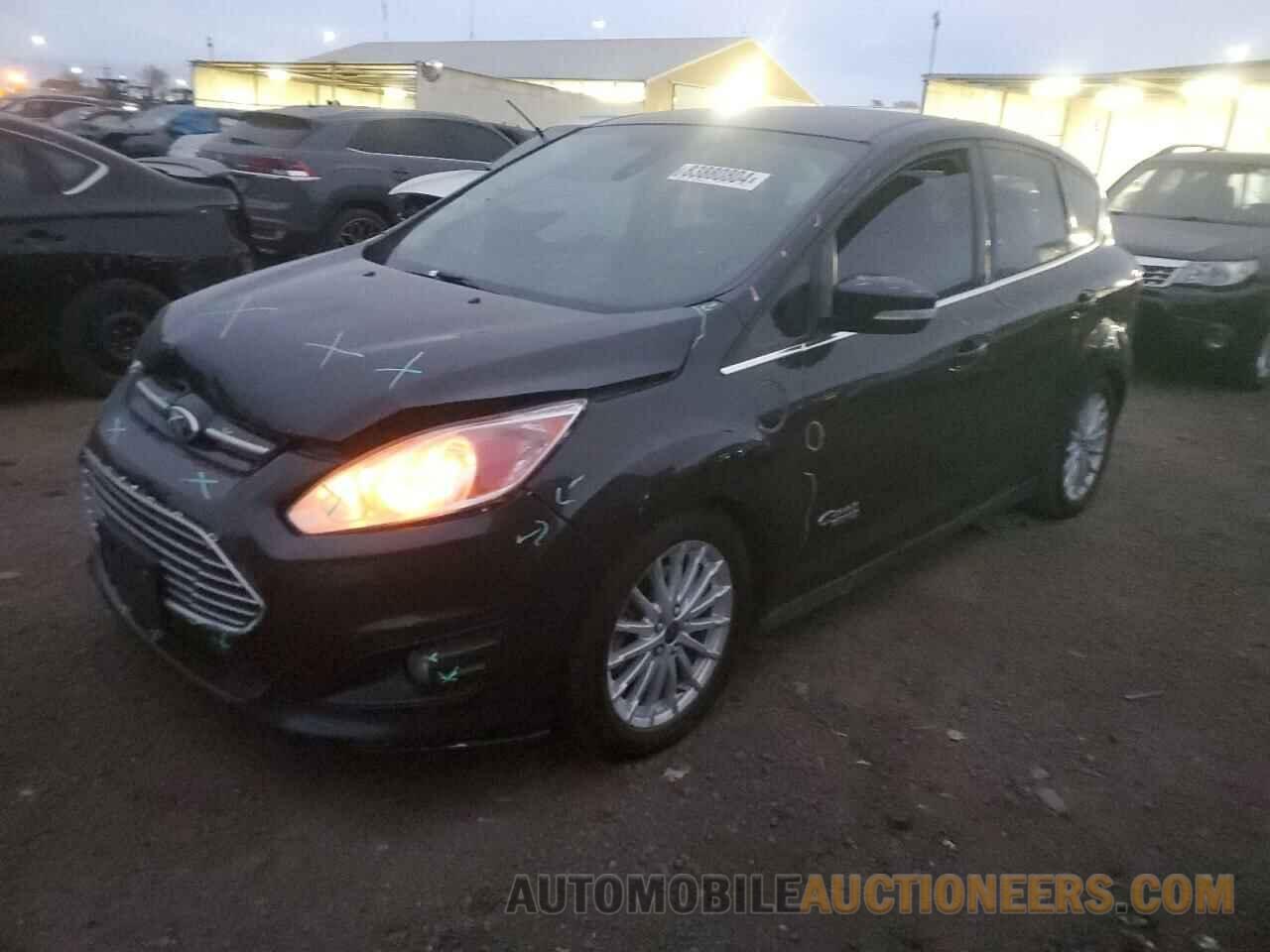 1FADP5CU8DL546127 FORD CMAX 2013