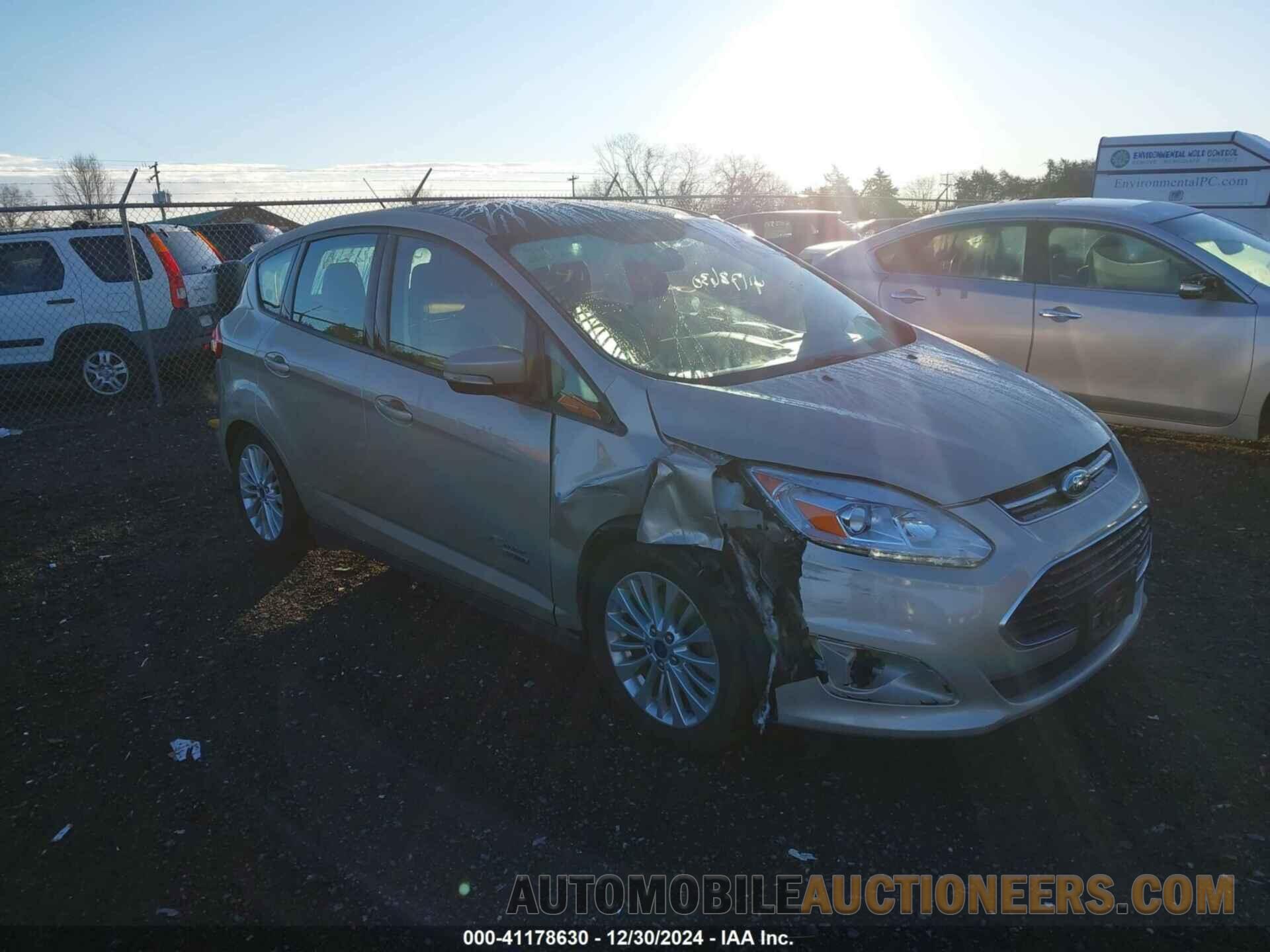 1FADP5EUXHL101598 FORD C-MAX ENERGI 2017