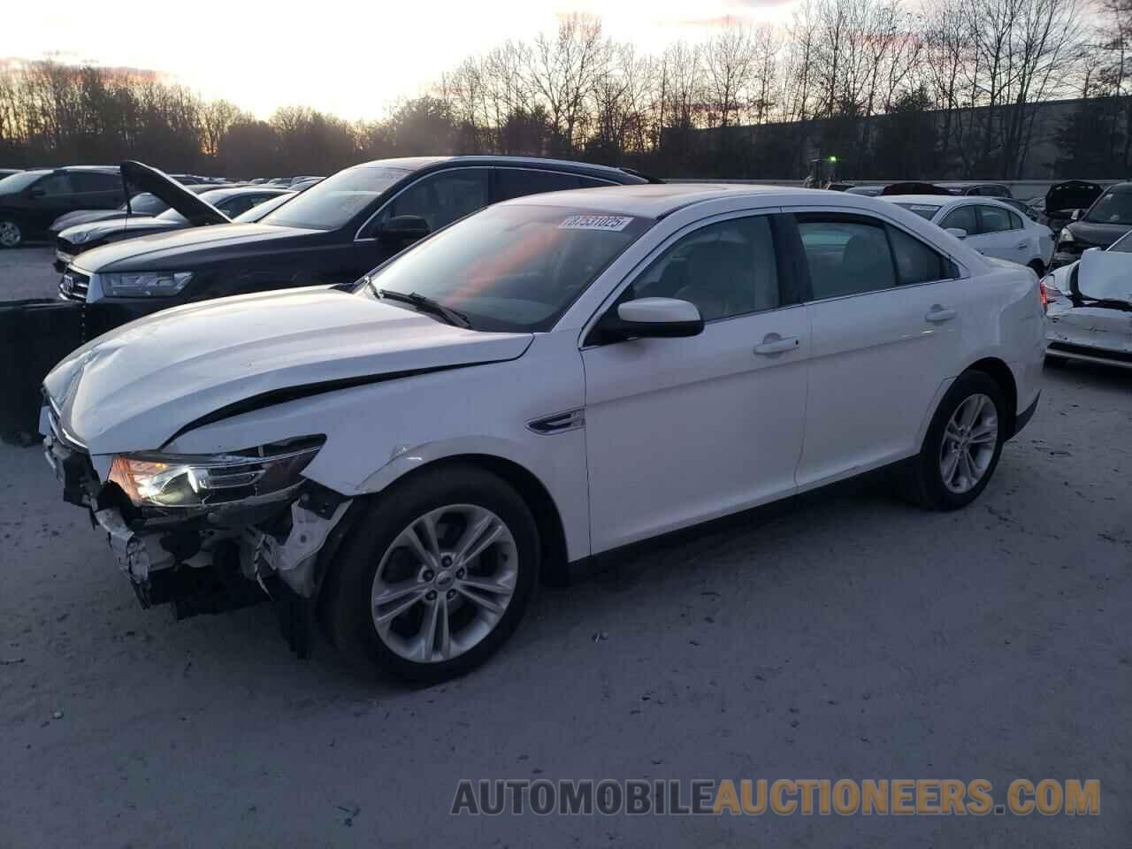 1FAHP2E80JG122722 FORD TAURUS 2018