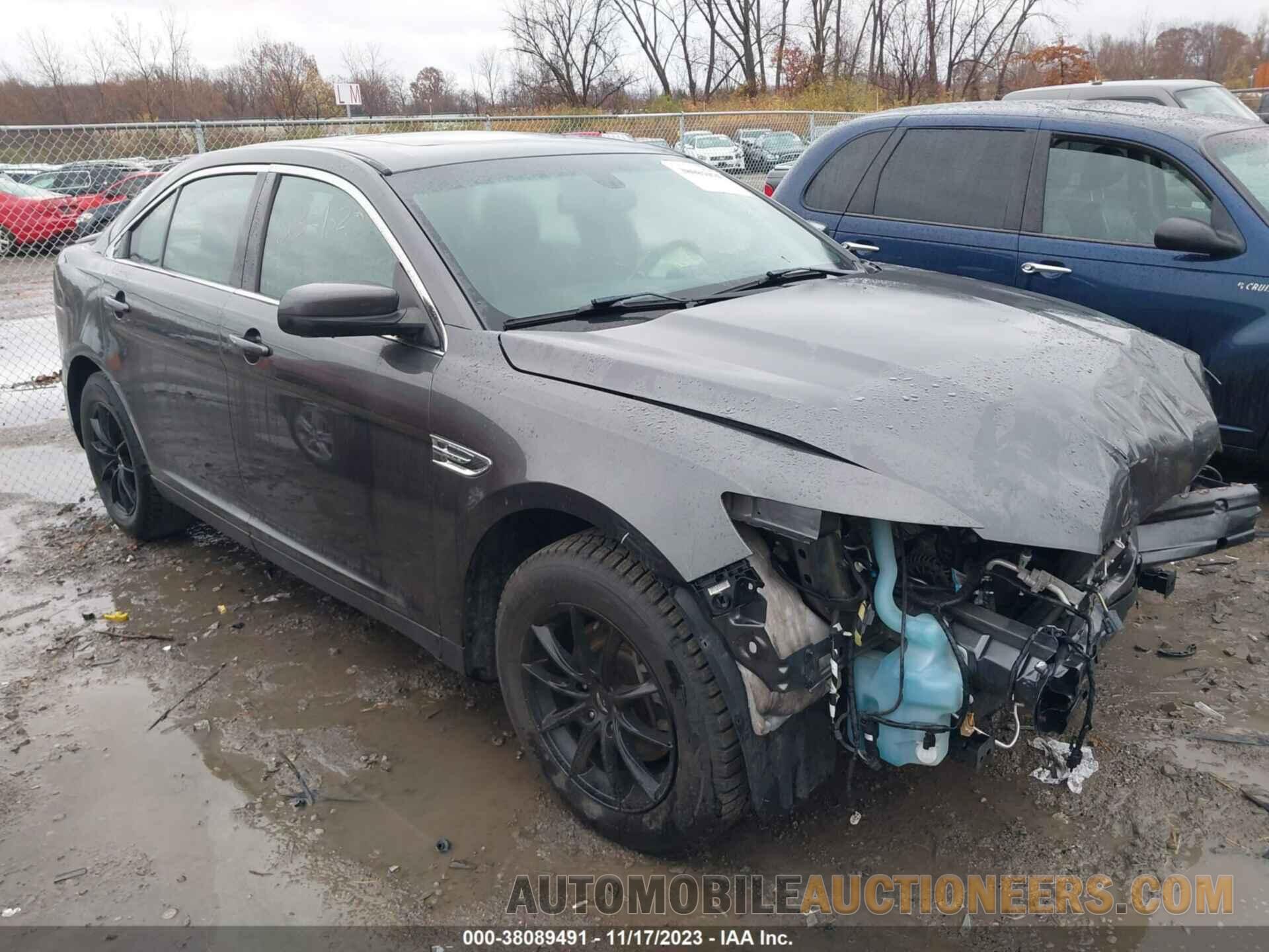 1FAHP2E84JG137823 FORD TAURUS 2018